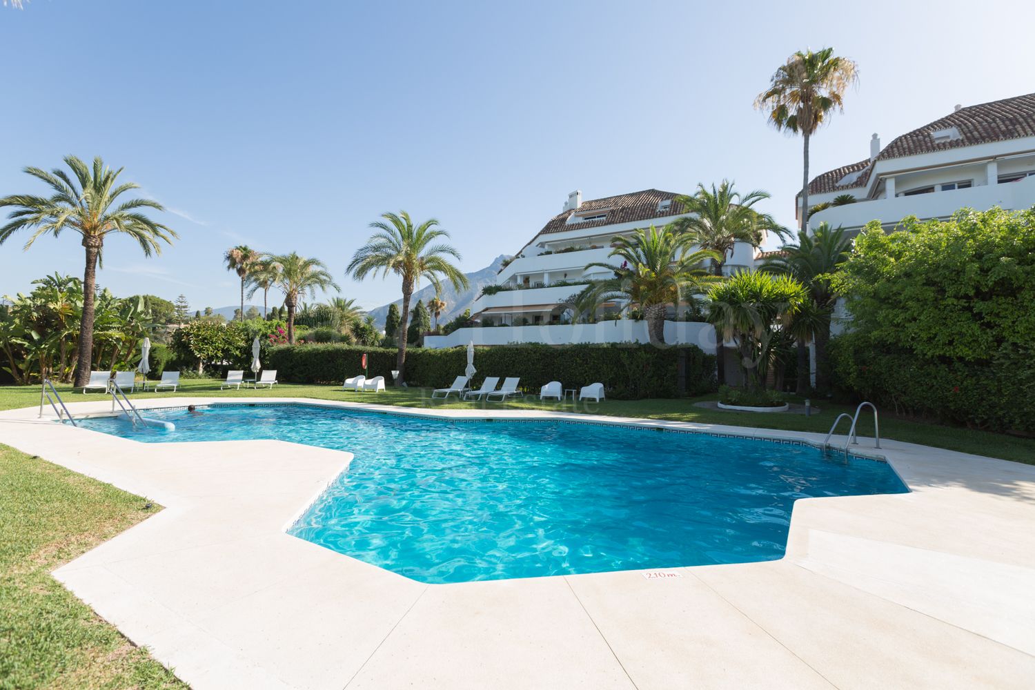 Apartamento Planta Baja en Ancon Sierra IV, Marbella