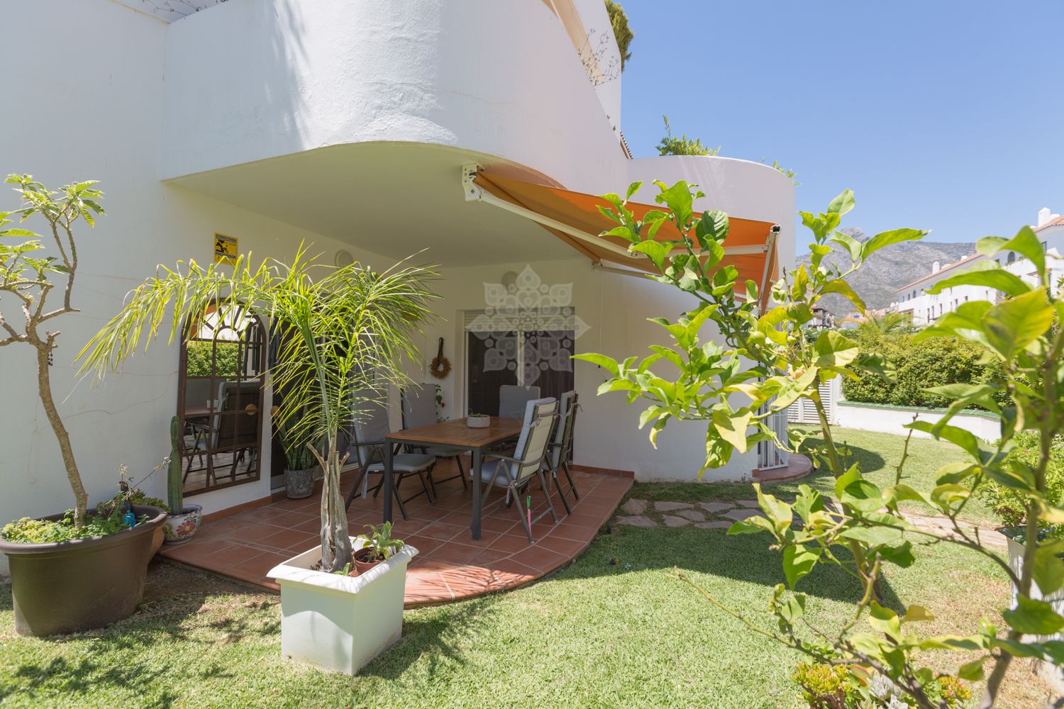 Apartament na parterze w Ancon Sierra IV, Marbella