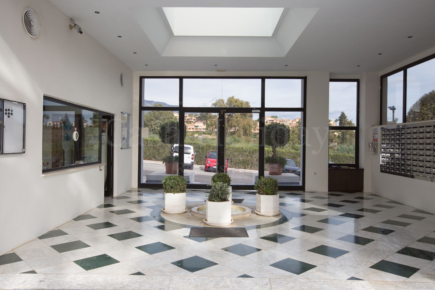 Apartamento en Terrazas del Rodeo, Marbella