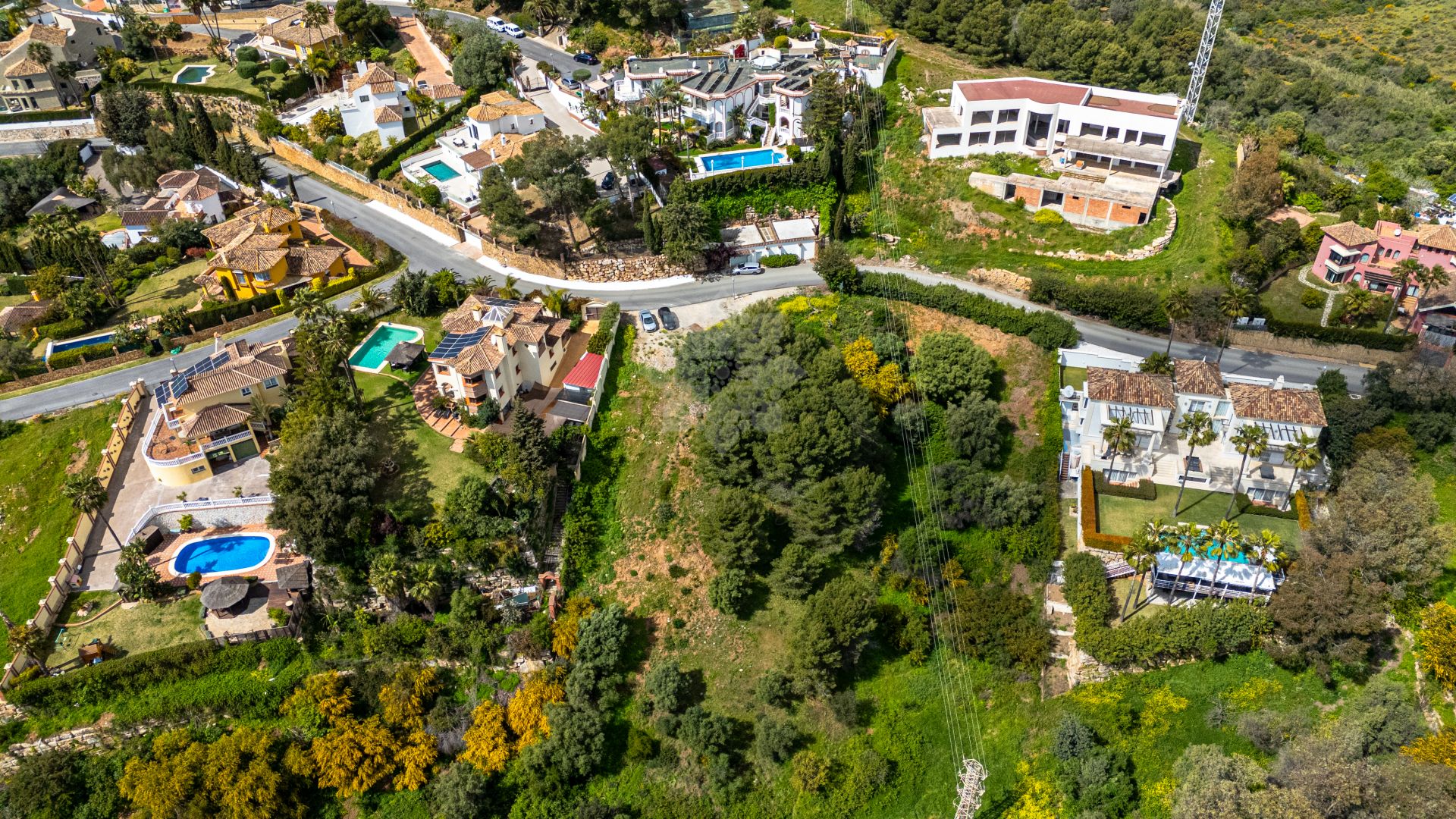 Dzialka w Hacienda las Chapas, Marbella
