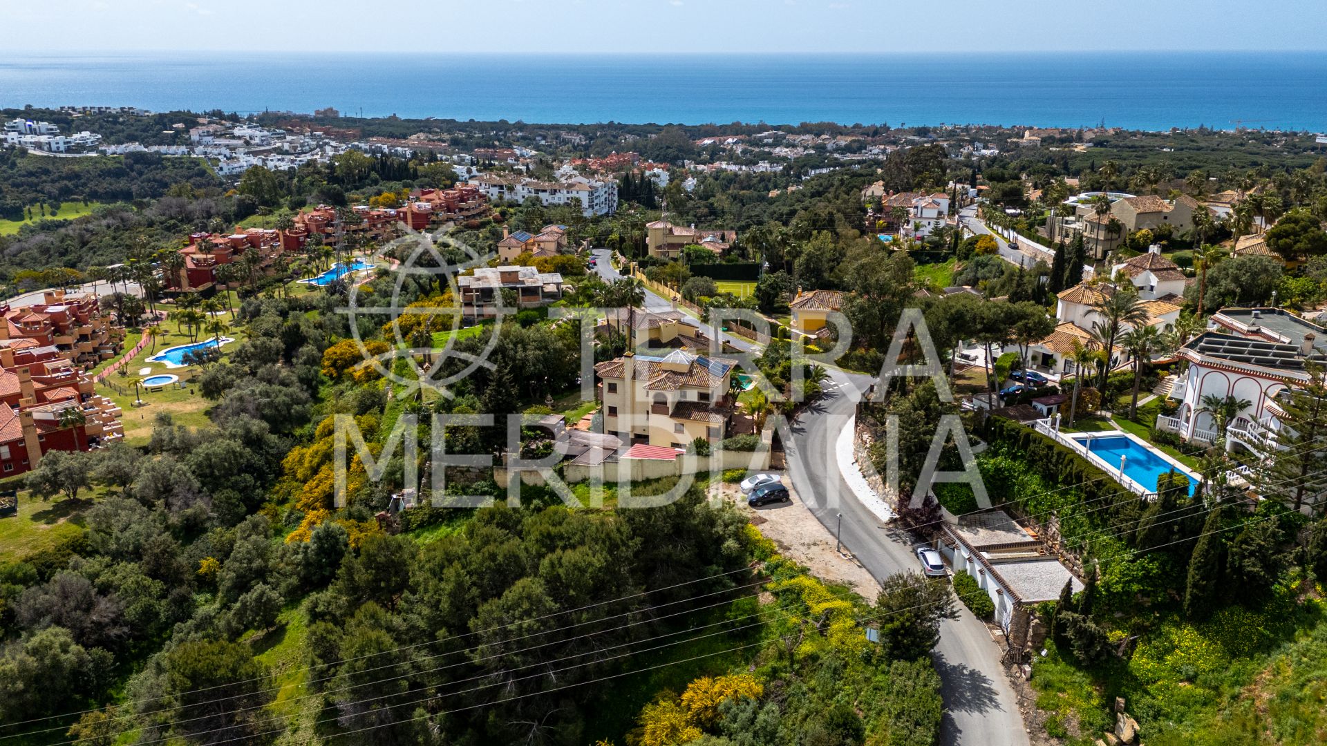 Plot in Hacienda las Chapas, Marbella