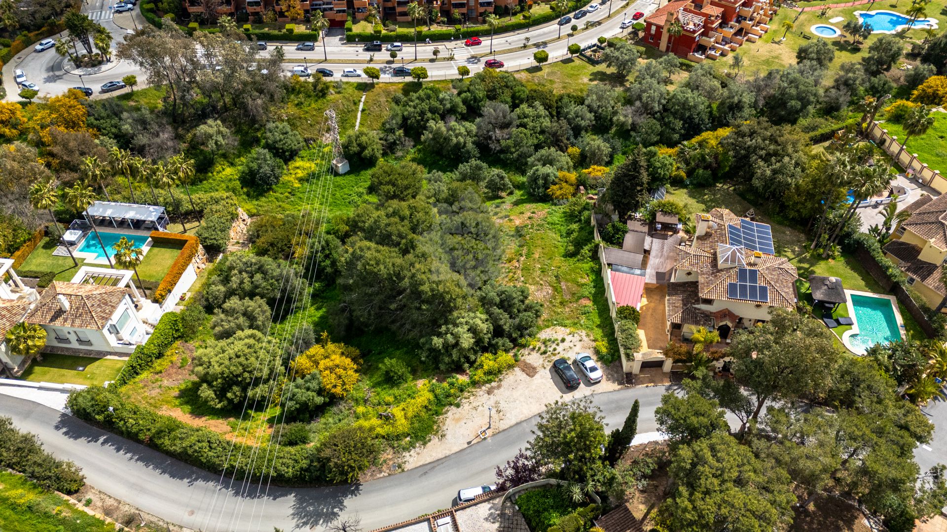 Dzialka w Hacienda las Chapas, Marbella