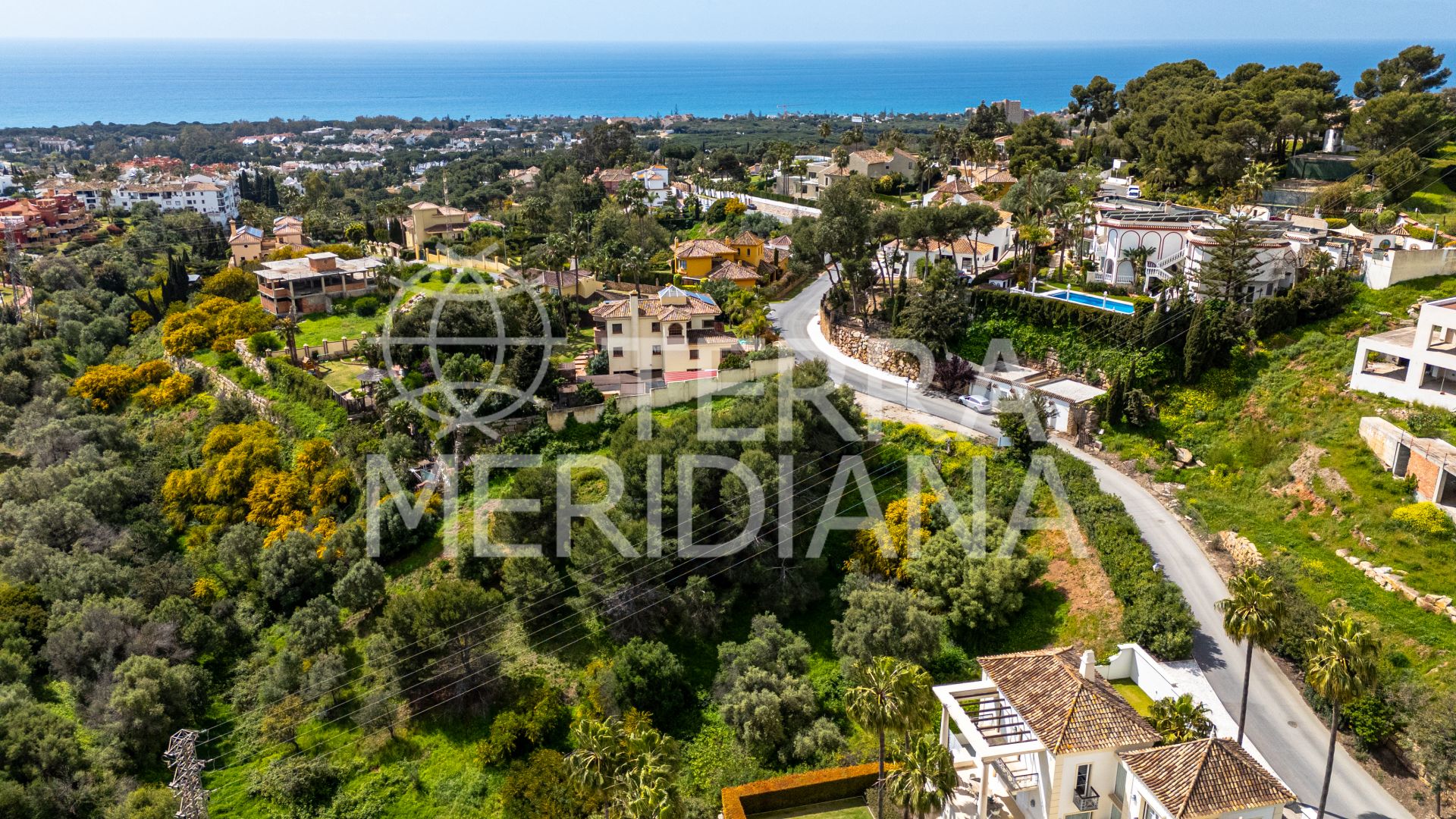 Plot in Hacienda las Chapas, Marbella