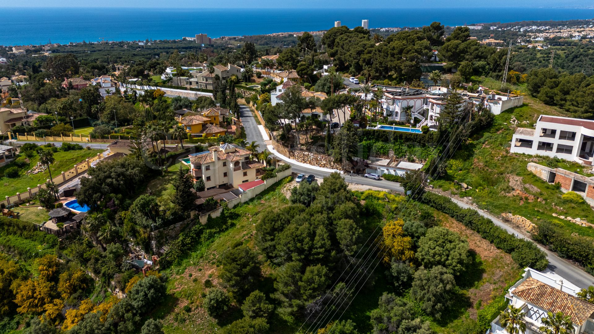 Parcela en Hacienda las Chapas, Marbella