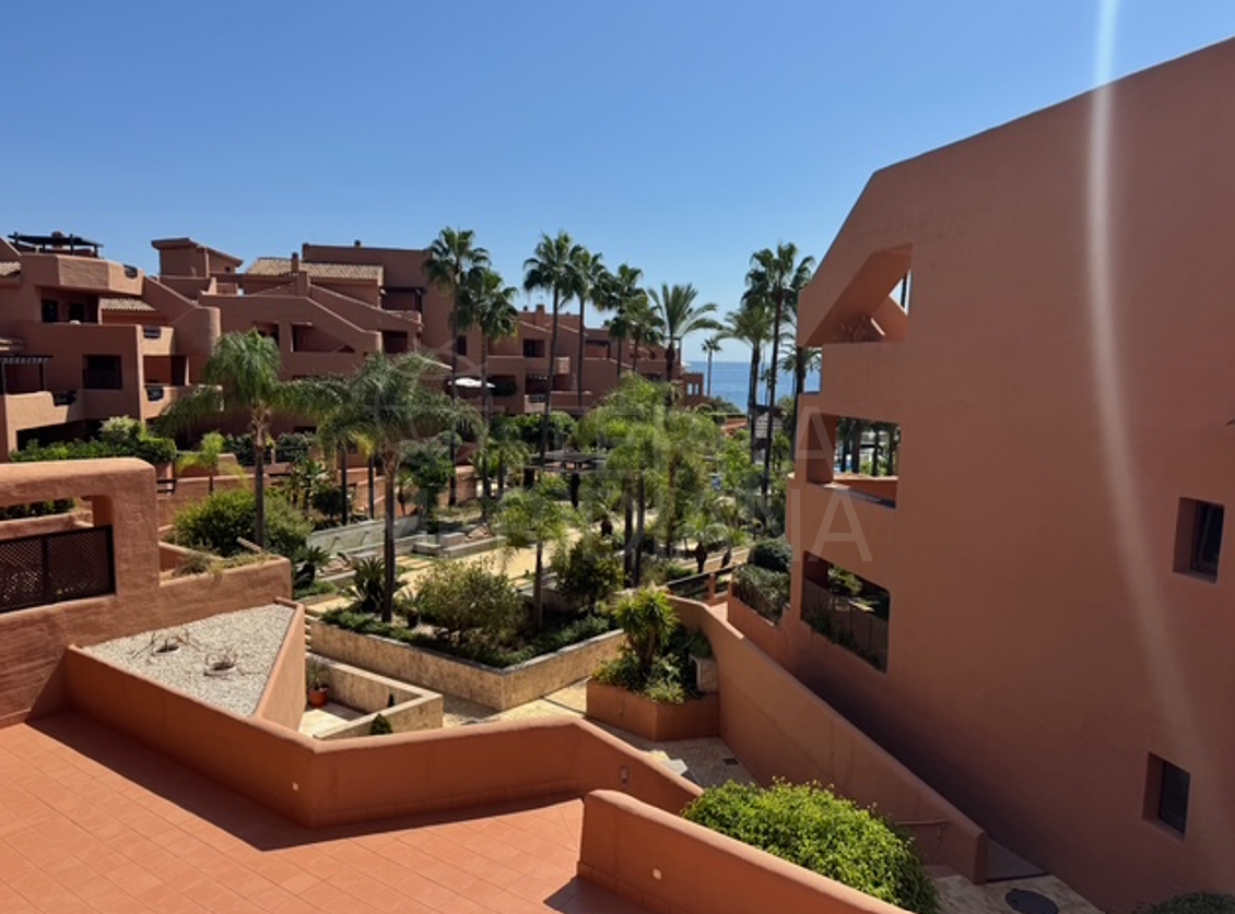 Apartment in Mar Azul, Estepona