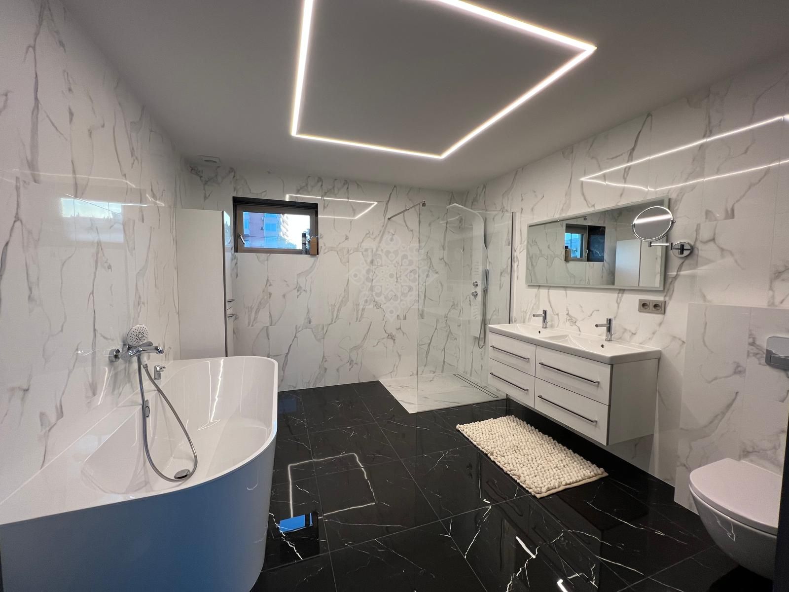 Villa en Benalmadena Costa, Benalmadena