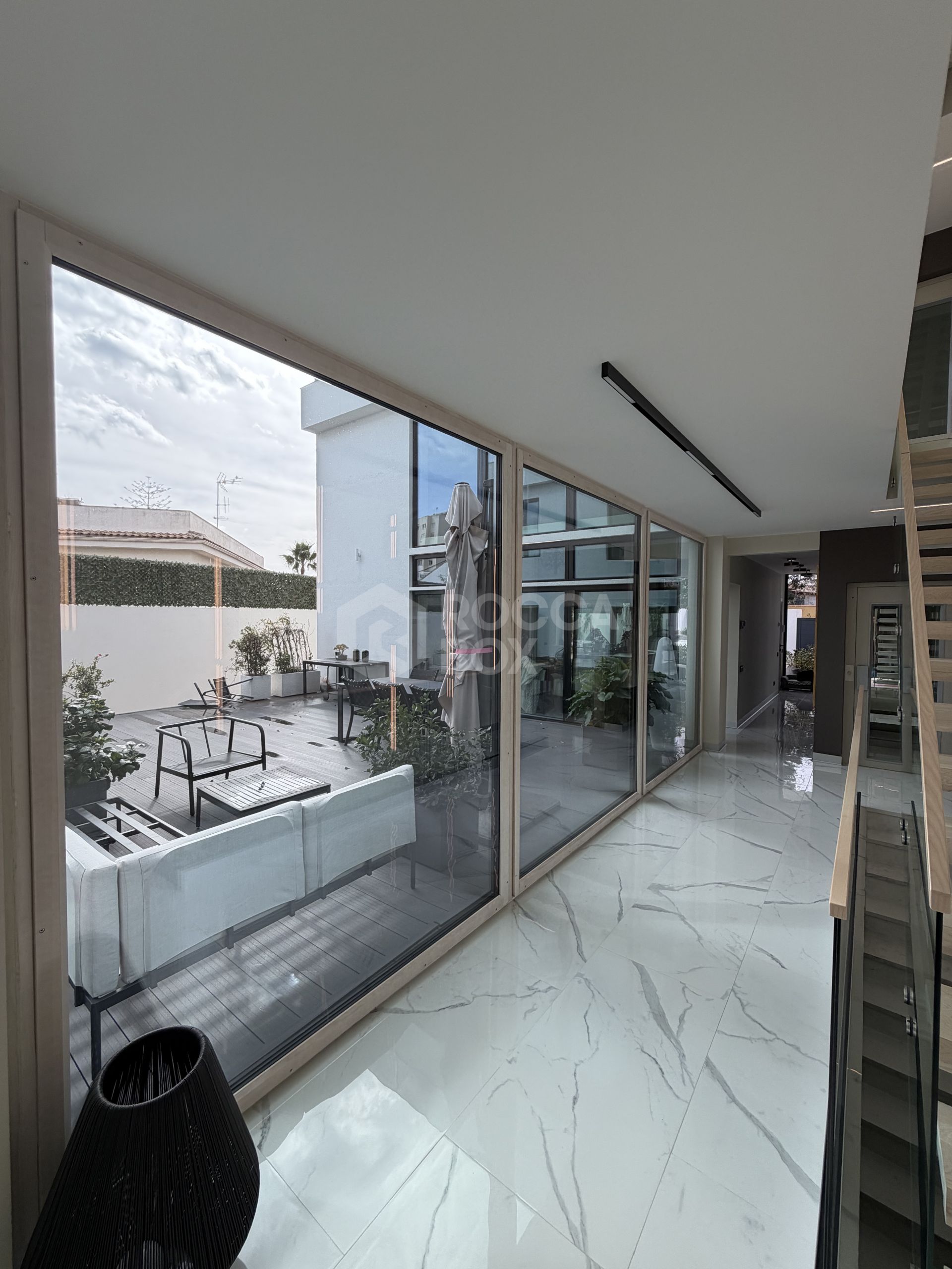 Luxury Villa Just 5 Minutes’ Walk from Benalmádena Beach and Puerto Marina