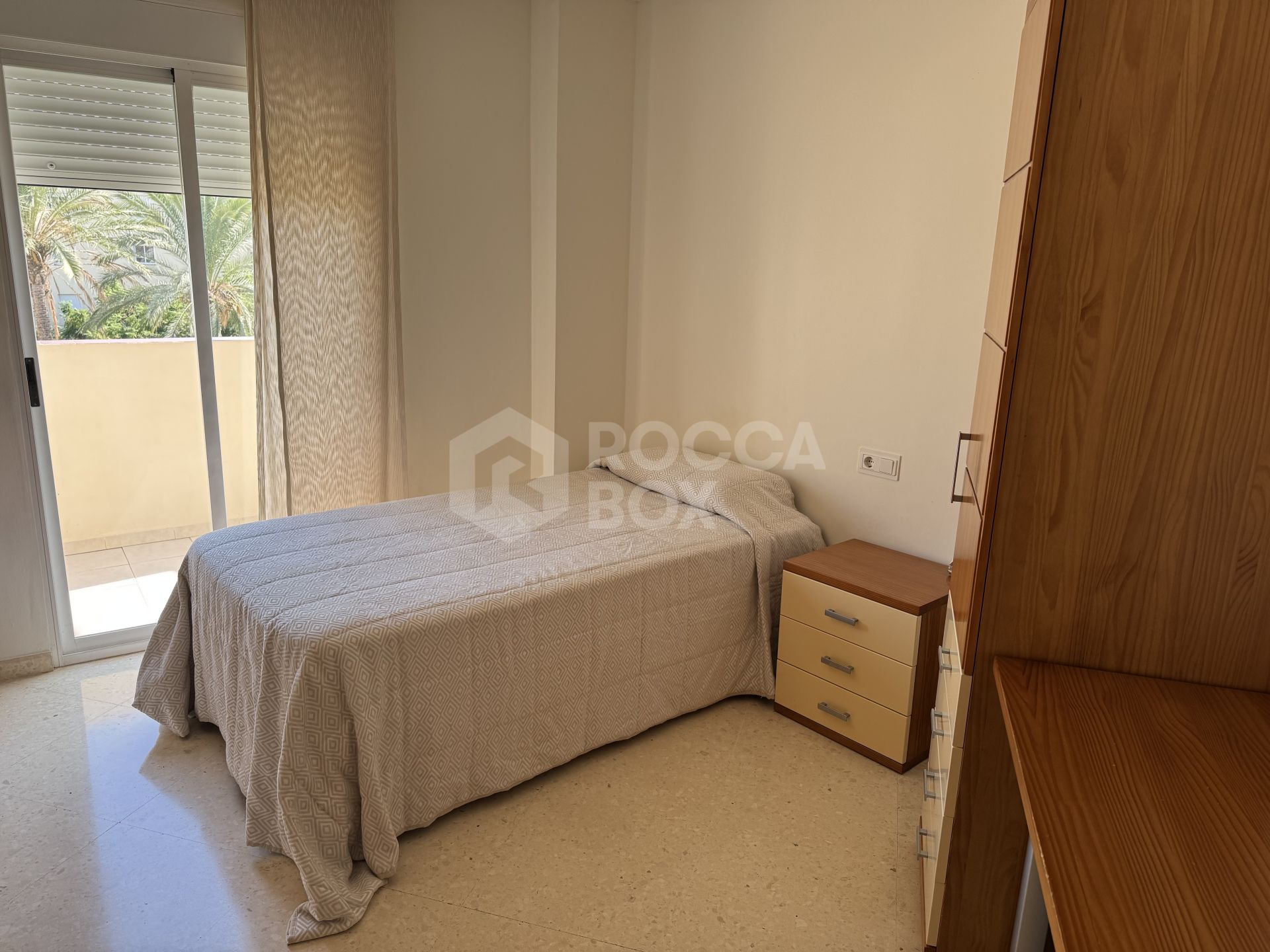 Exclusive Penthouse of 4 Bedrooms in the Heart of Estepona with Terrace and Private Solarium