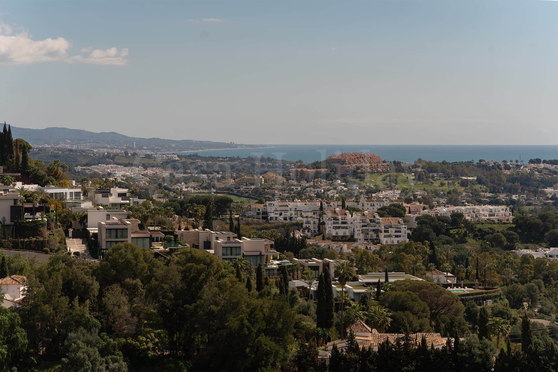 Duplex in Monte Halcones, Benahavis