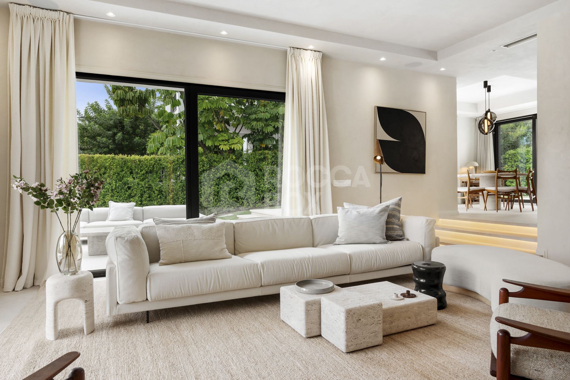 Exclusive 4 bedroom villa completely renovated in La Alqueria, Benahavís