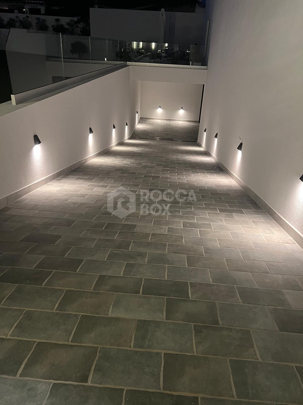 Luxury Villa Just 5 Minutes’ Walk from Benalmádena Beach and Puerto Marina