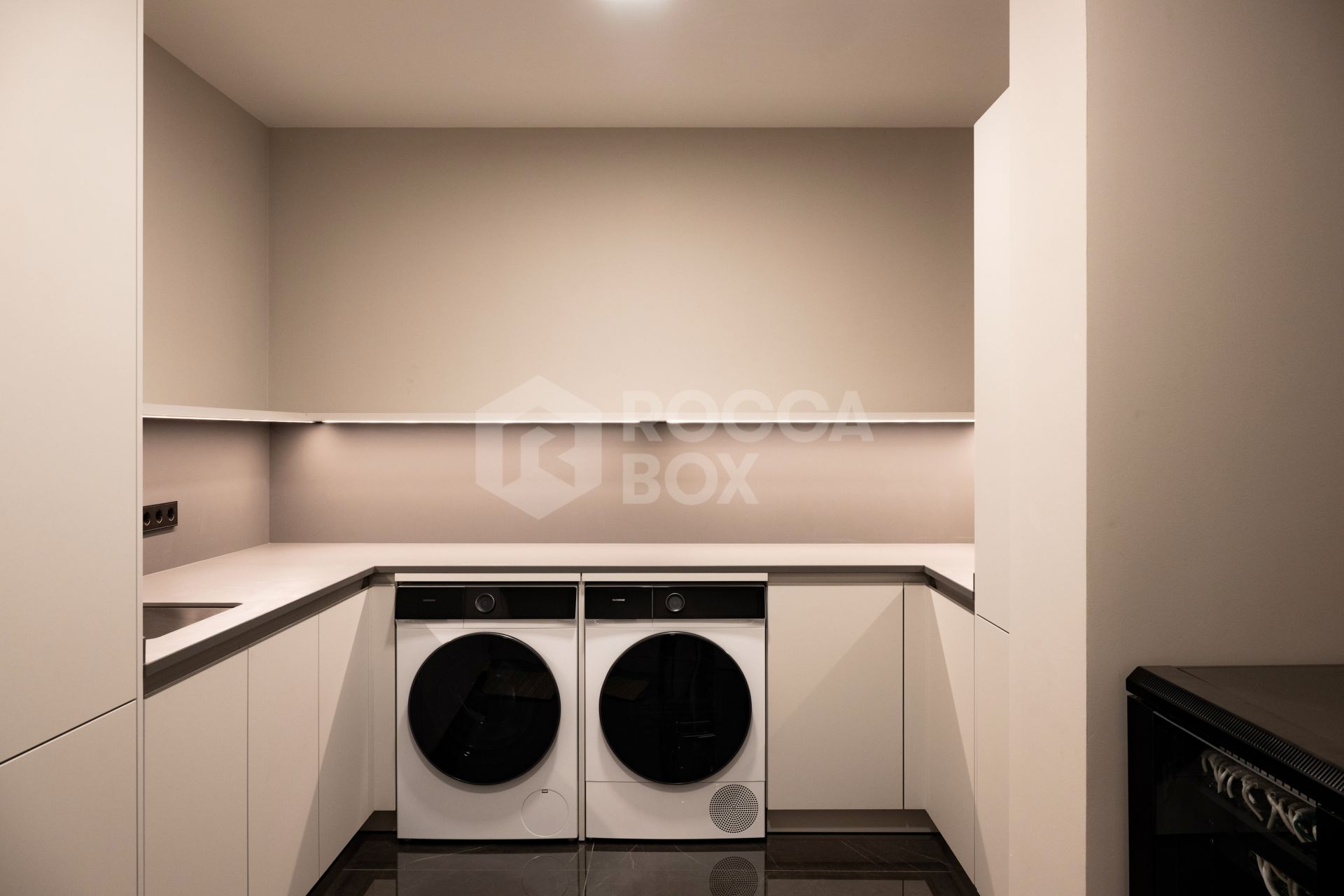 Exclusive Seafront Villa in Marbella