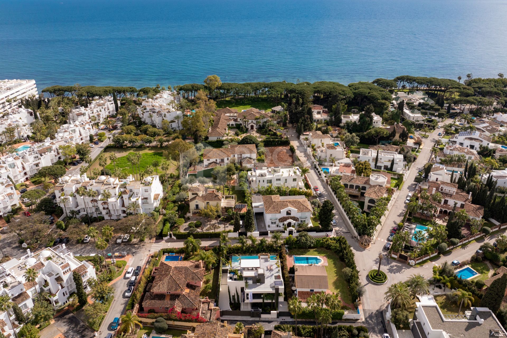 Exclusive Seafront Villa in Marbella