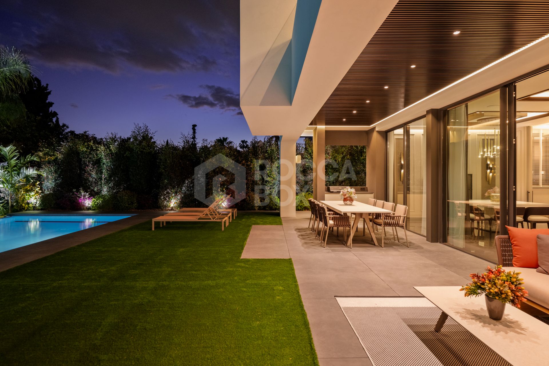 Exclusive Seafront Villa in Marbella