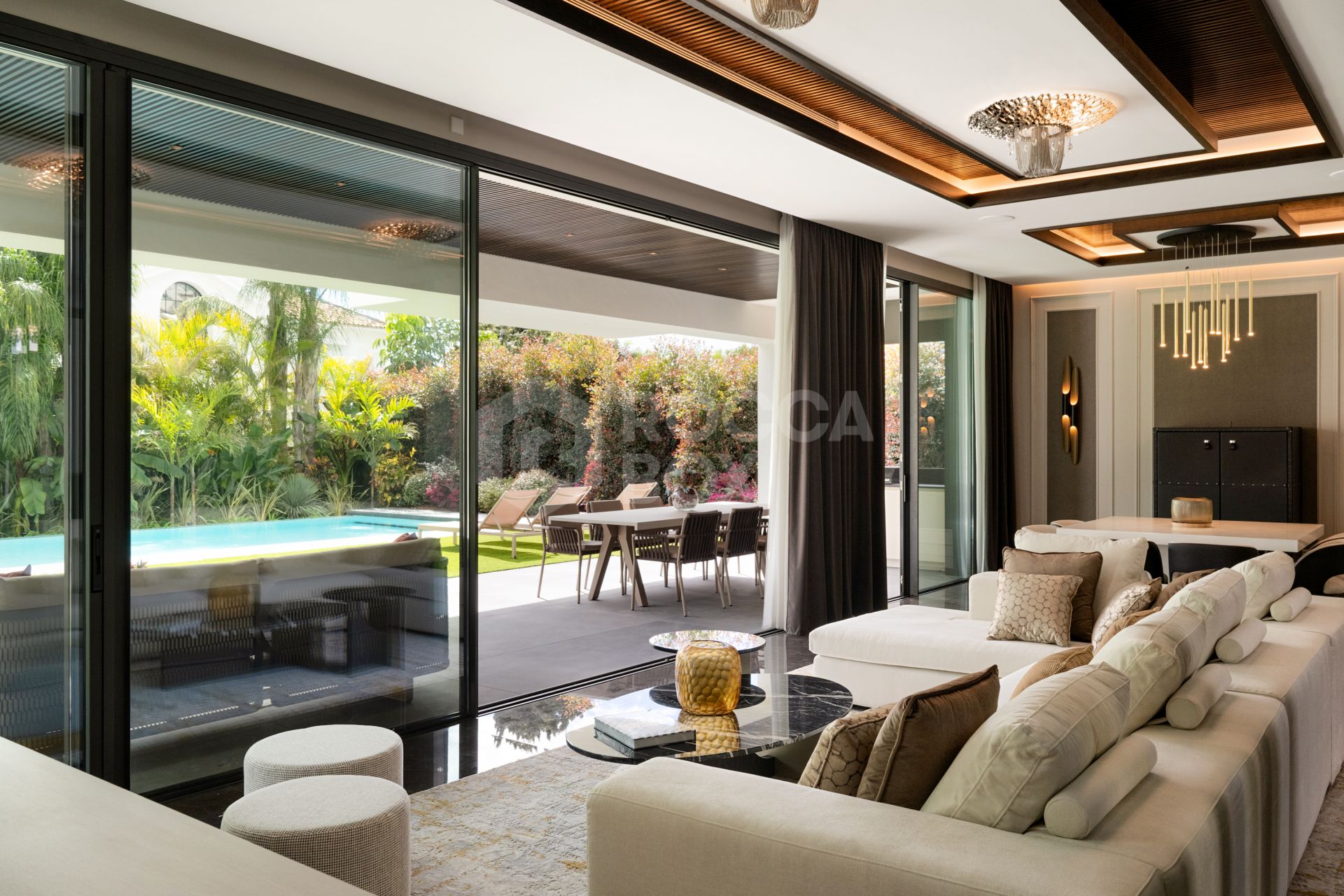 Exclusive Seafront Villa in Marbella