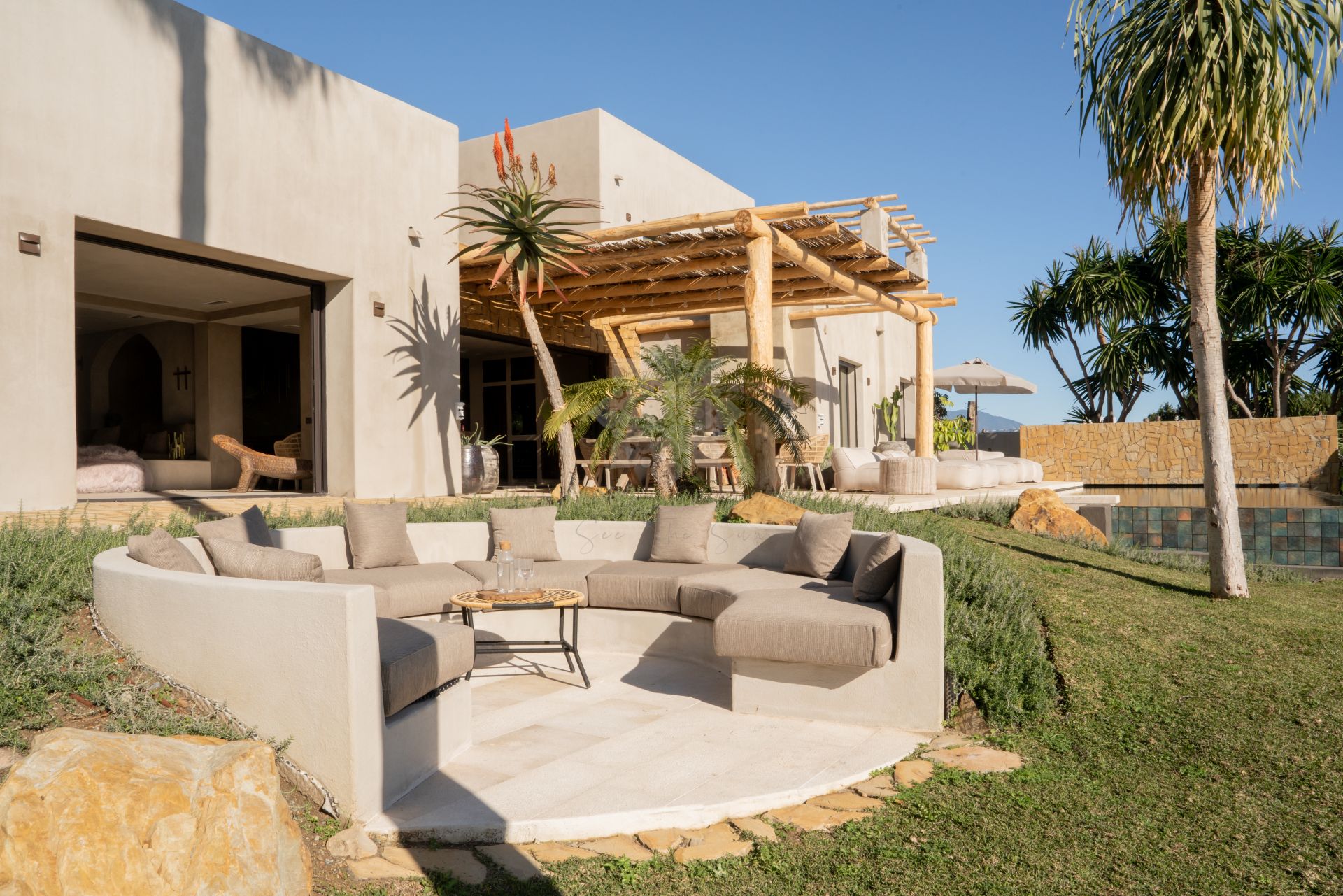 Villa in Selwo, Estepona