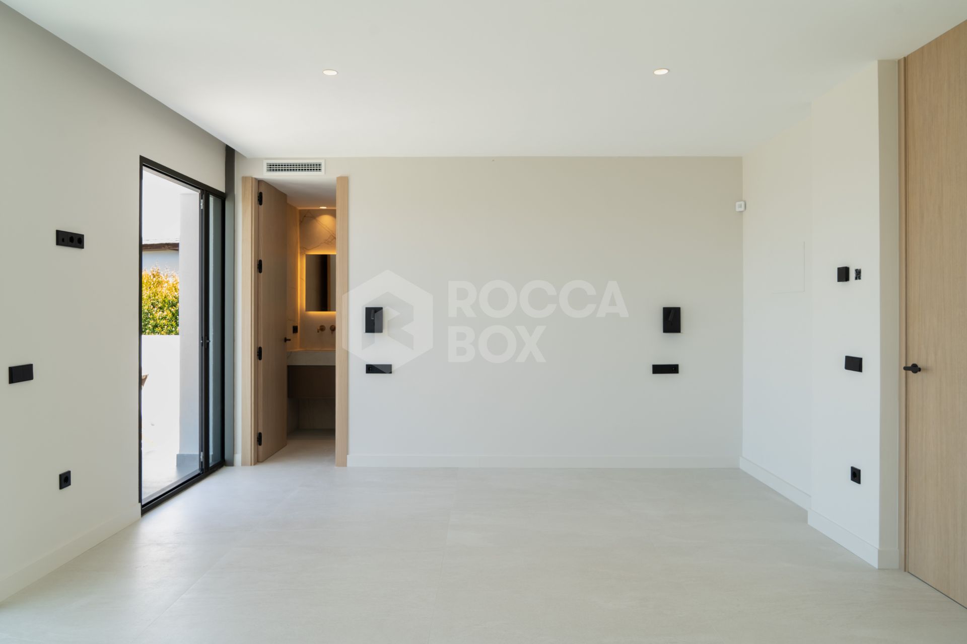 Brand New Villa in Estepona – Costa del Sol Living at Its Best