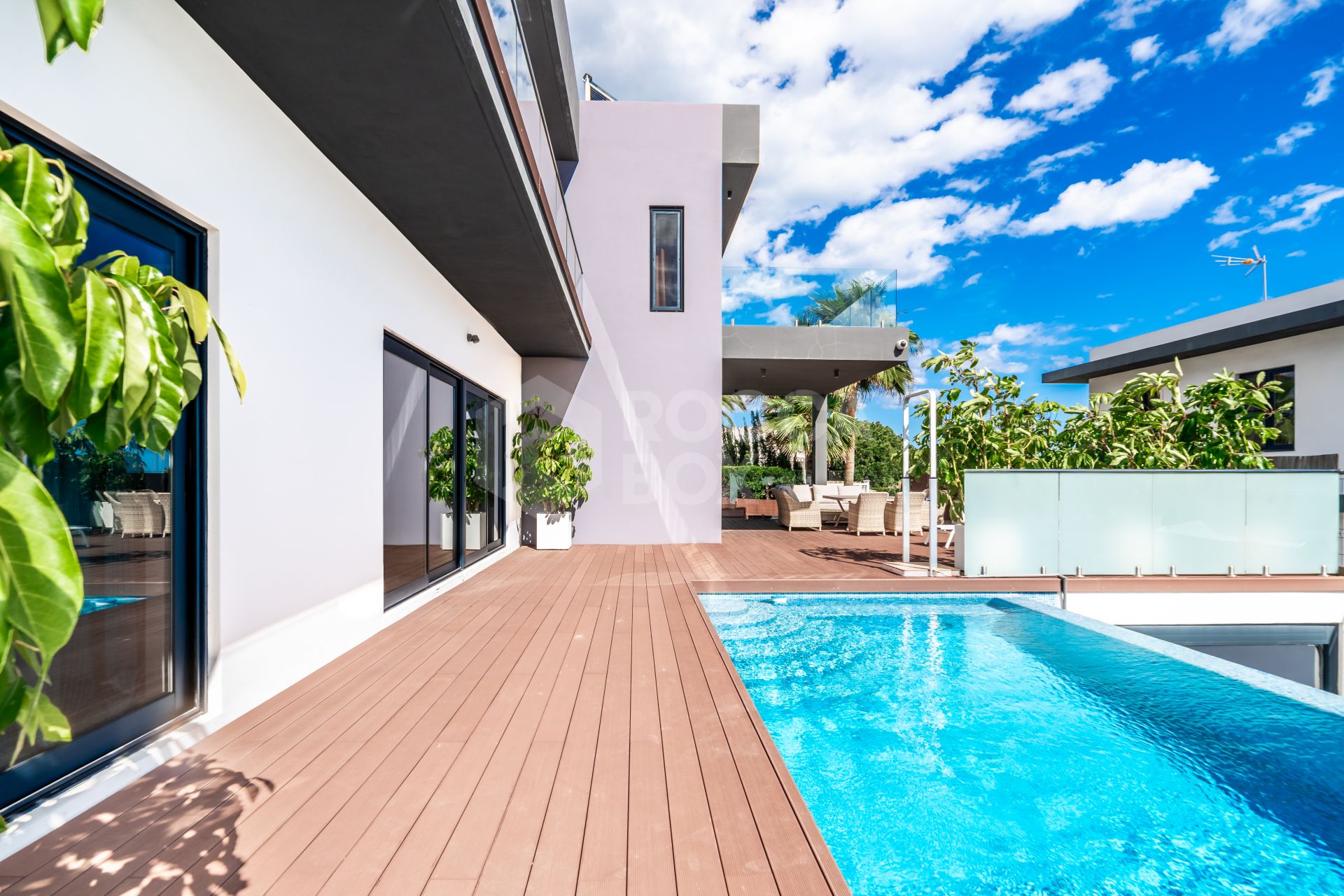 Short term rental - Exclusive Villa with Heated Pool and Hamam