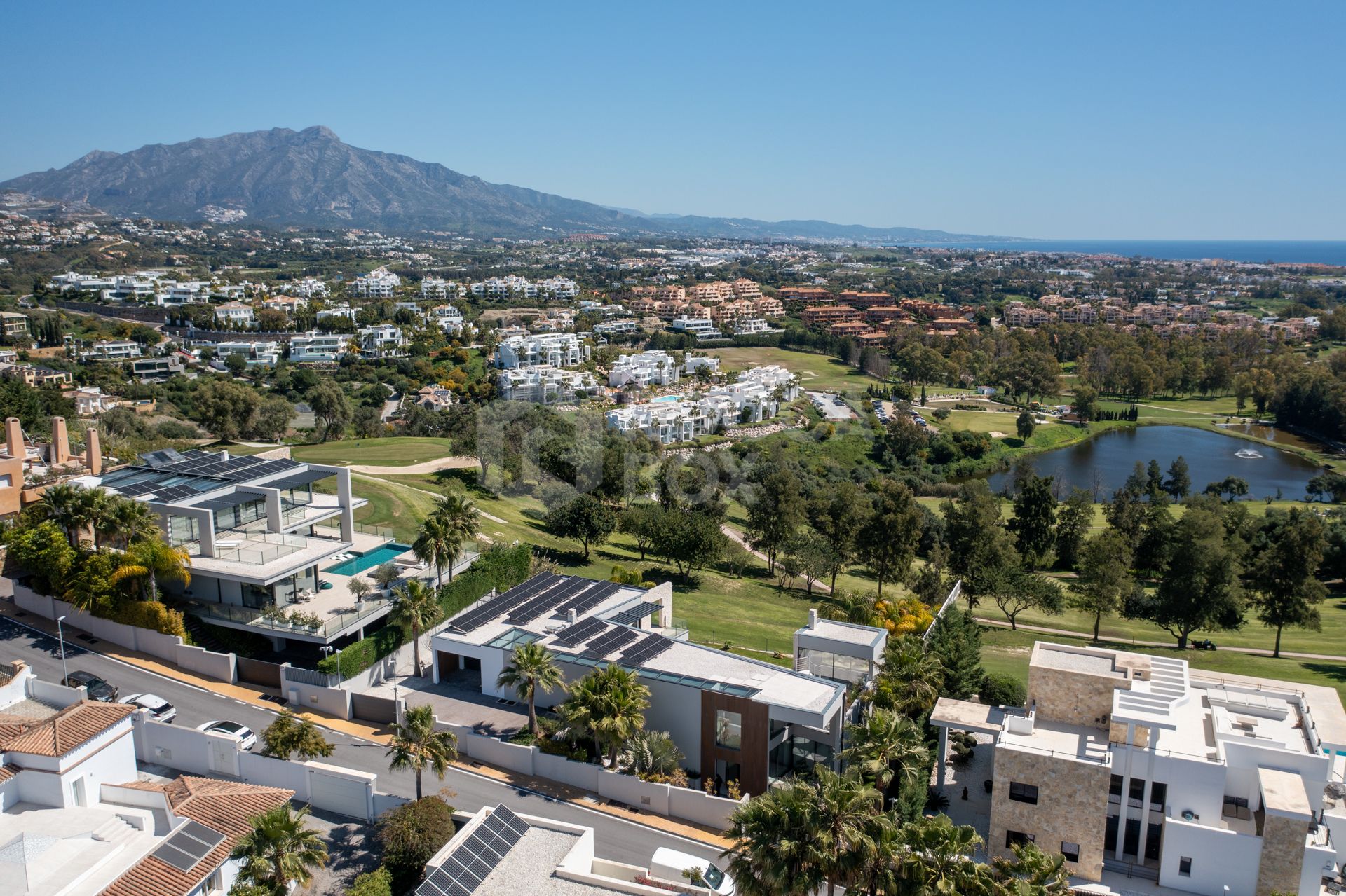 Contemporary Luxury with Panoramic Views in La Alquería