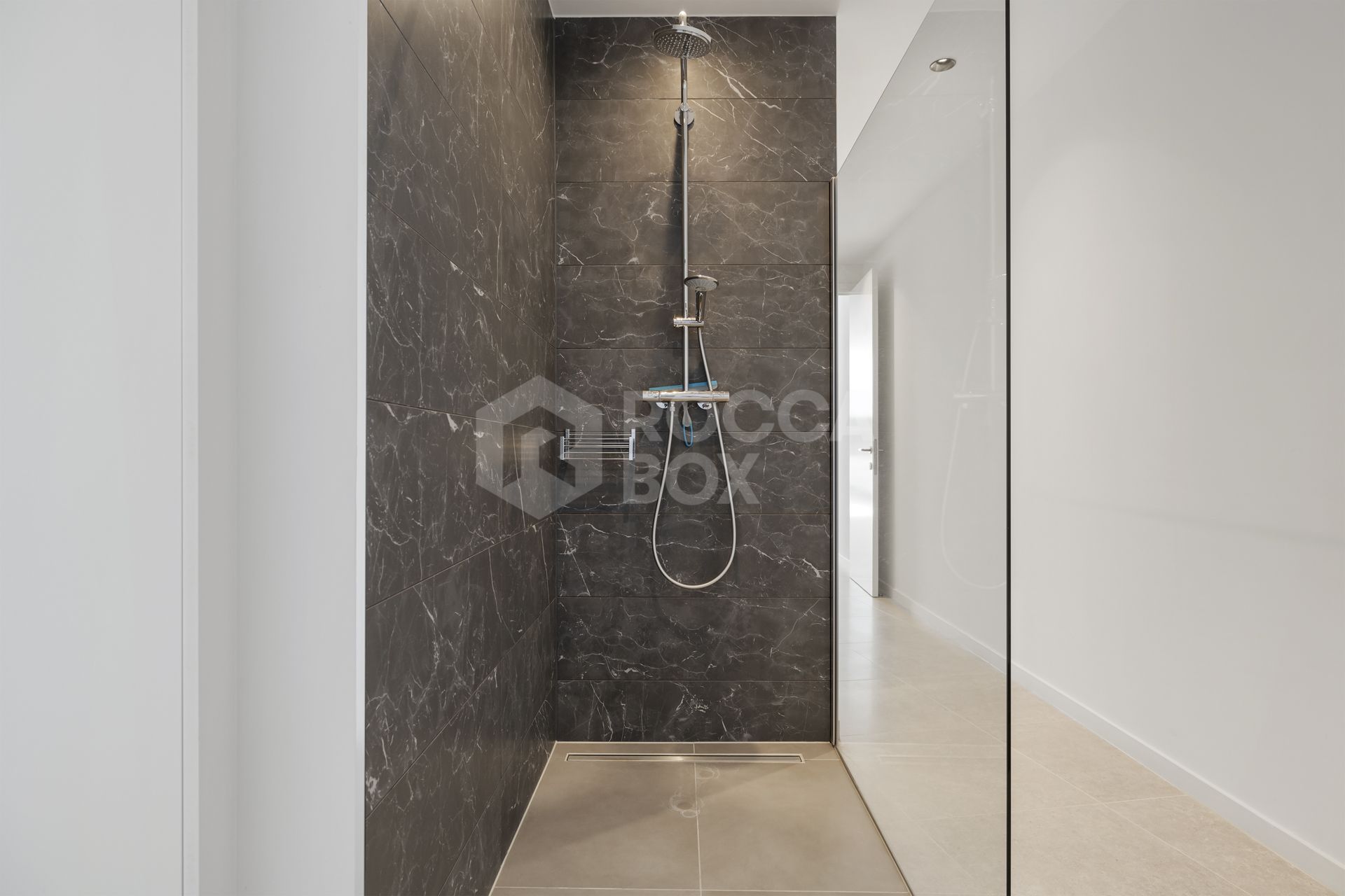 Contemporary Luxury with Panoramic Views in La Alquería