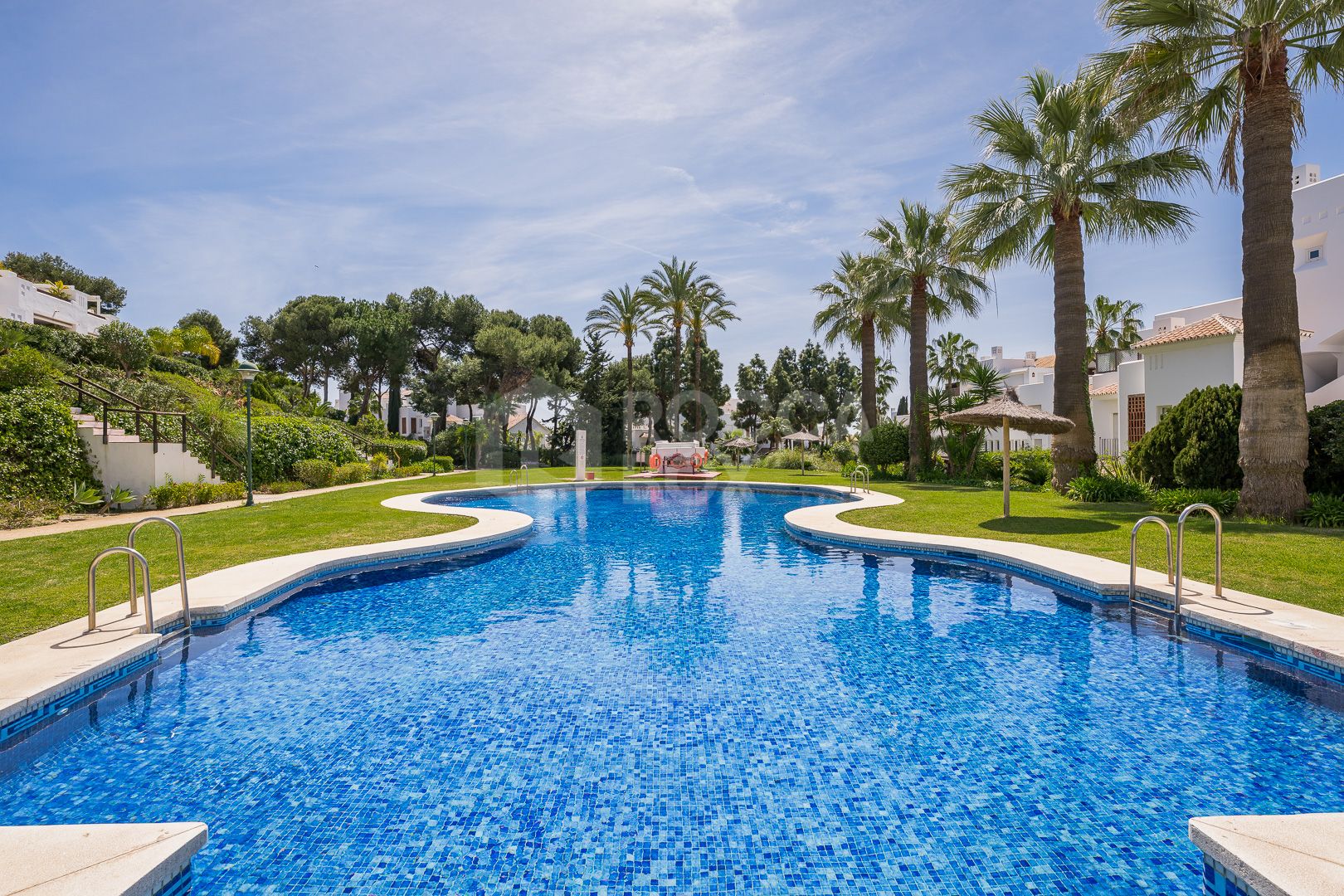 Exclusive apartment Reformed in Palm Beach, Los Monteros, beachfront