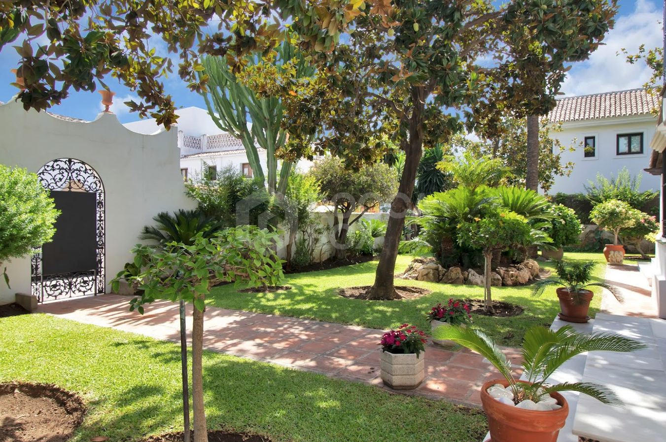 Colonial style villa in the area of San Pedro beach.