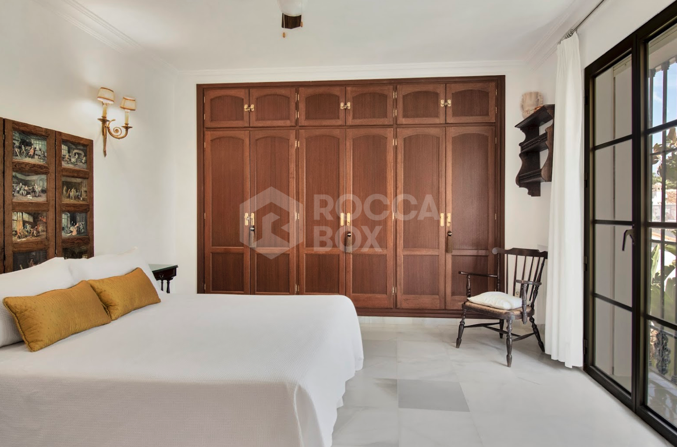 Colonial style villa in the area of San Pedro beach.