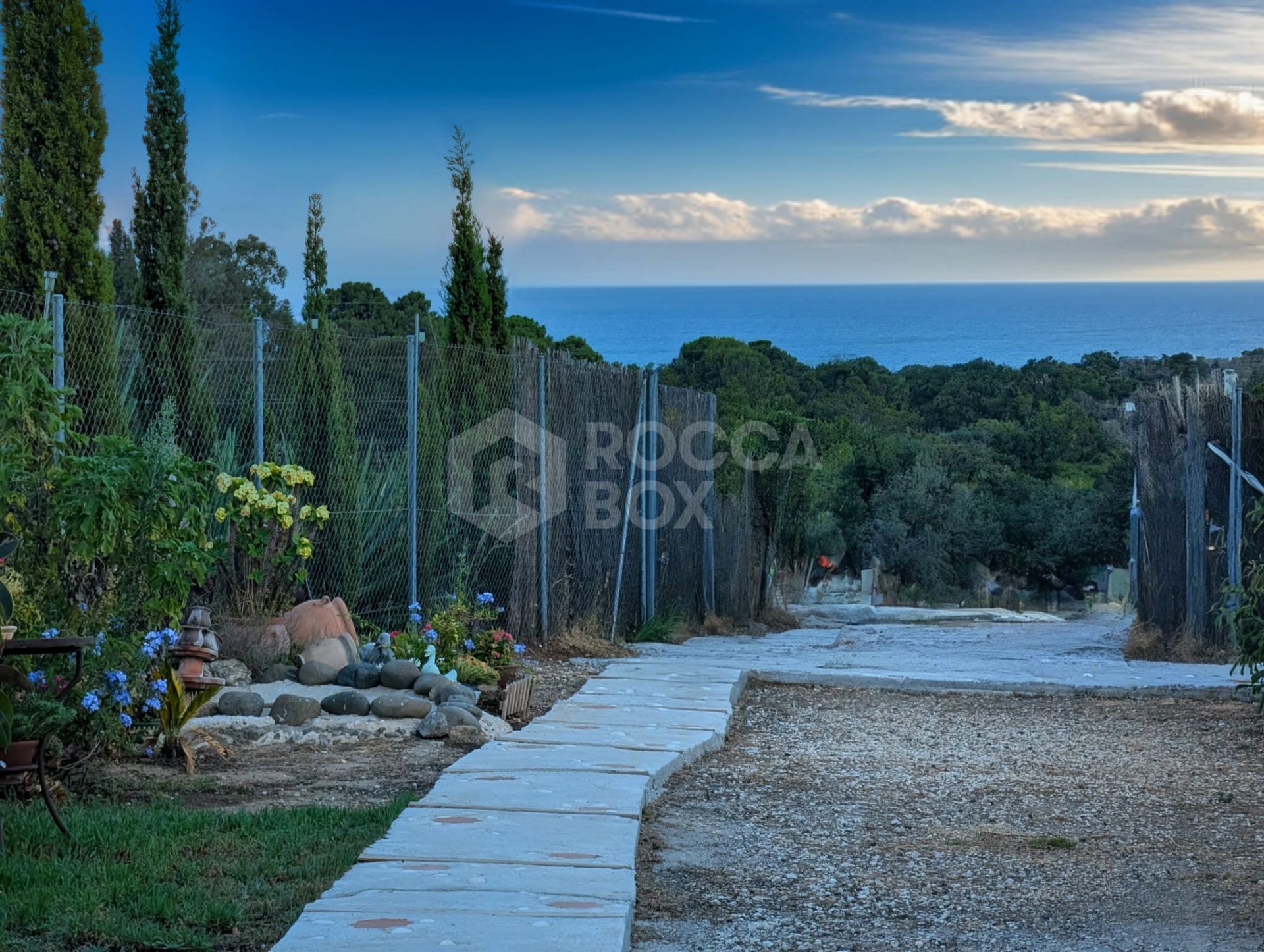 Dreaming property with sea views