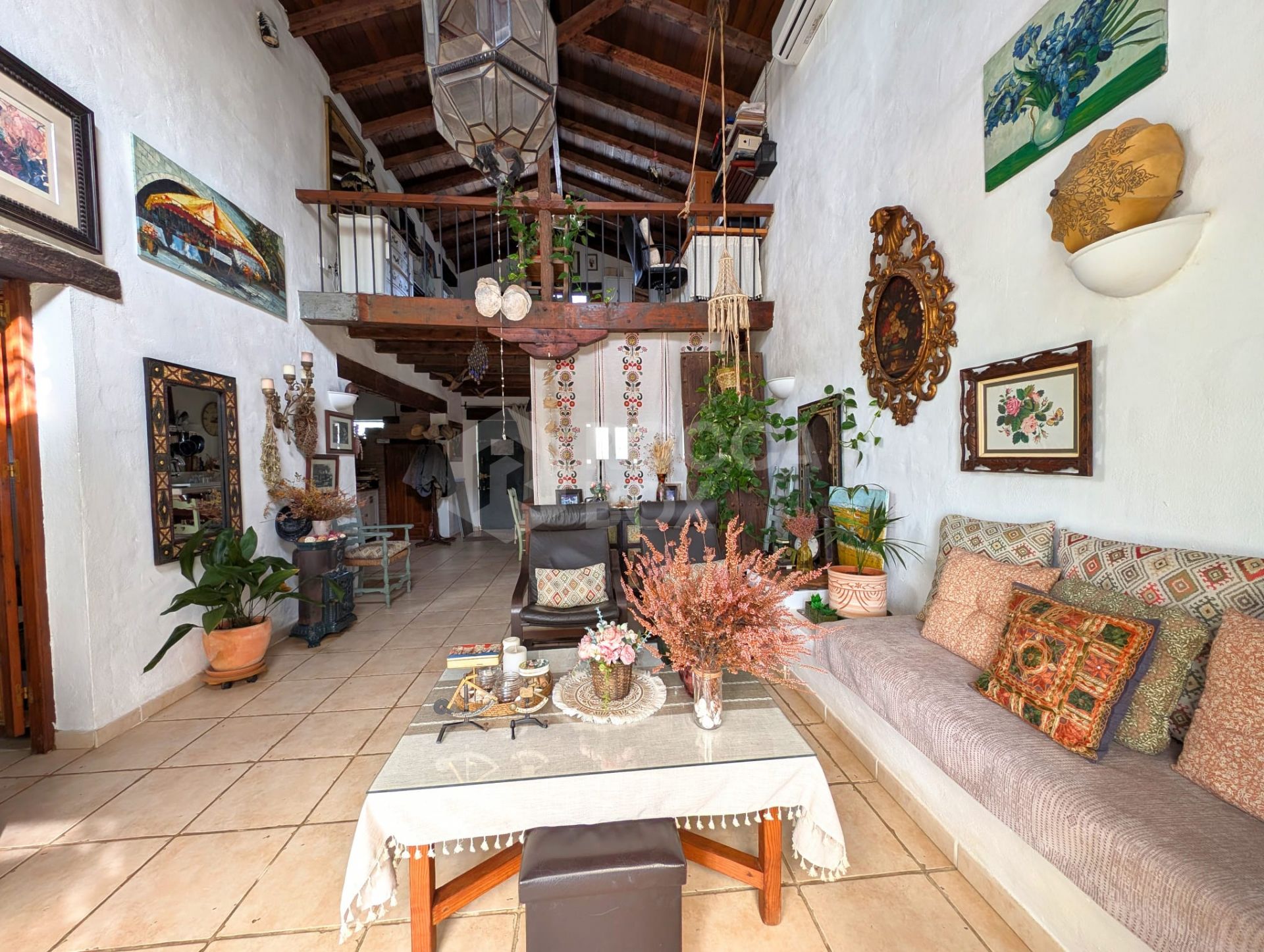Dreaming property with sea views