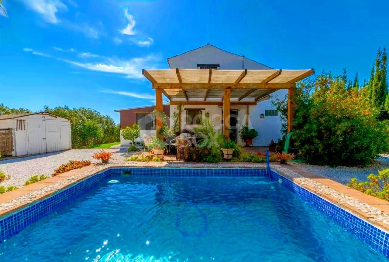 Dreaming property with sea views