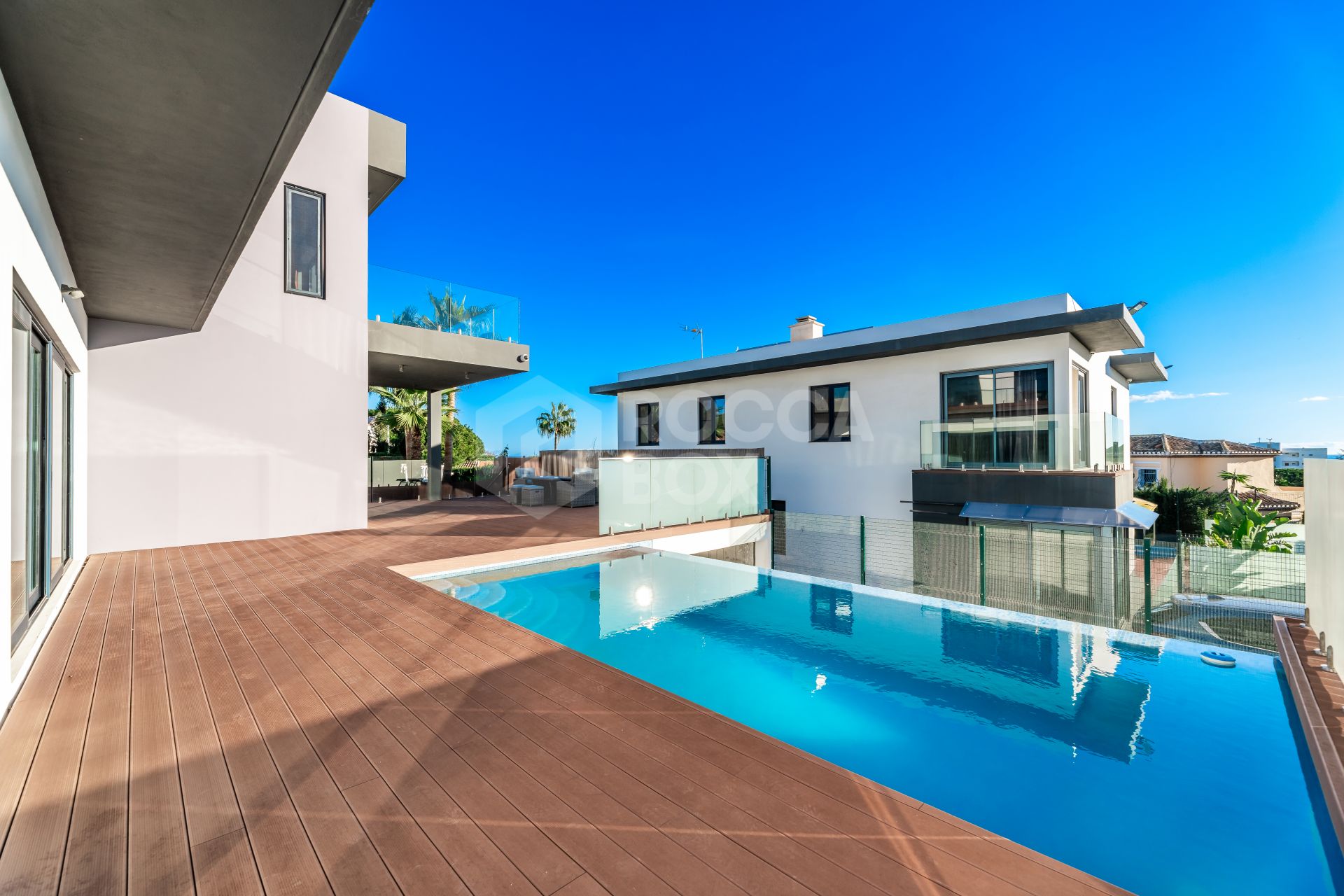 Exclusive Villa with Heated Pool and Hammam in Calahonda