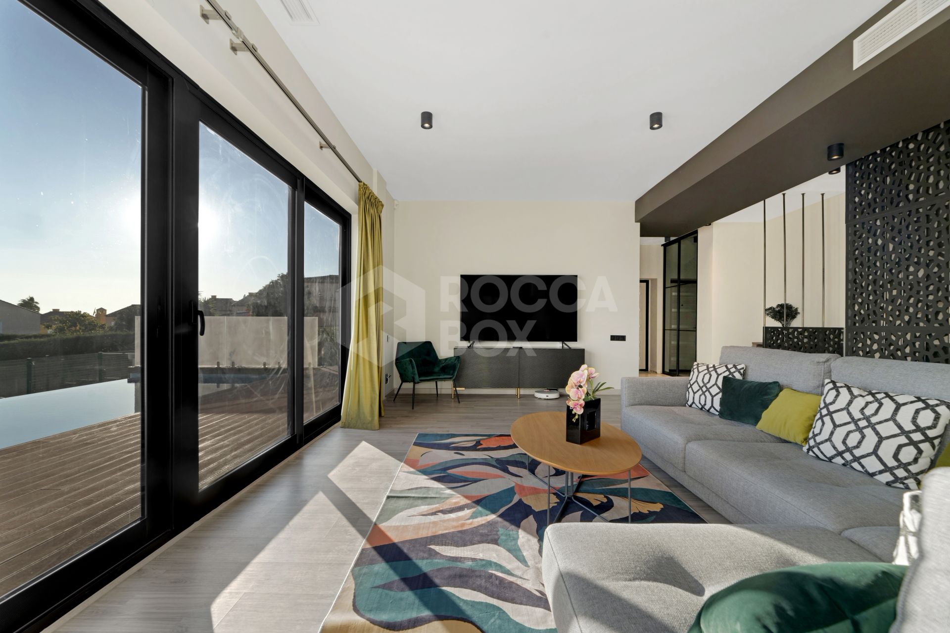 Exclusive Villa with Heated Pool and Hammam in Calahonda