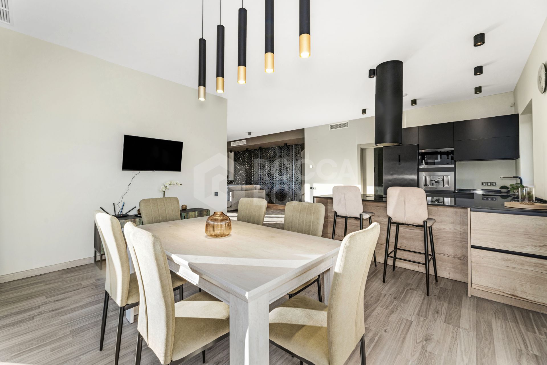 Exclusive Villa with Heated Pool and Hammam in Calahonda