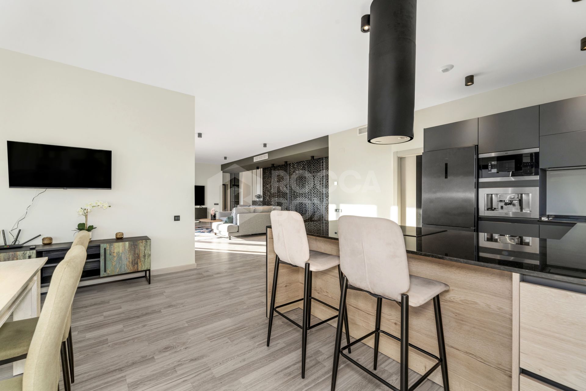 Exclusive Villa with Heated Pool and Hammam in Calahonda