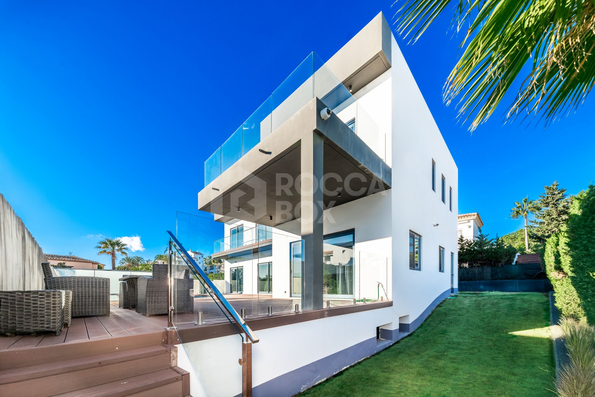 Exclusive Villa with Heated Pool and Hammam in Calahonda