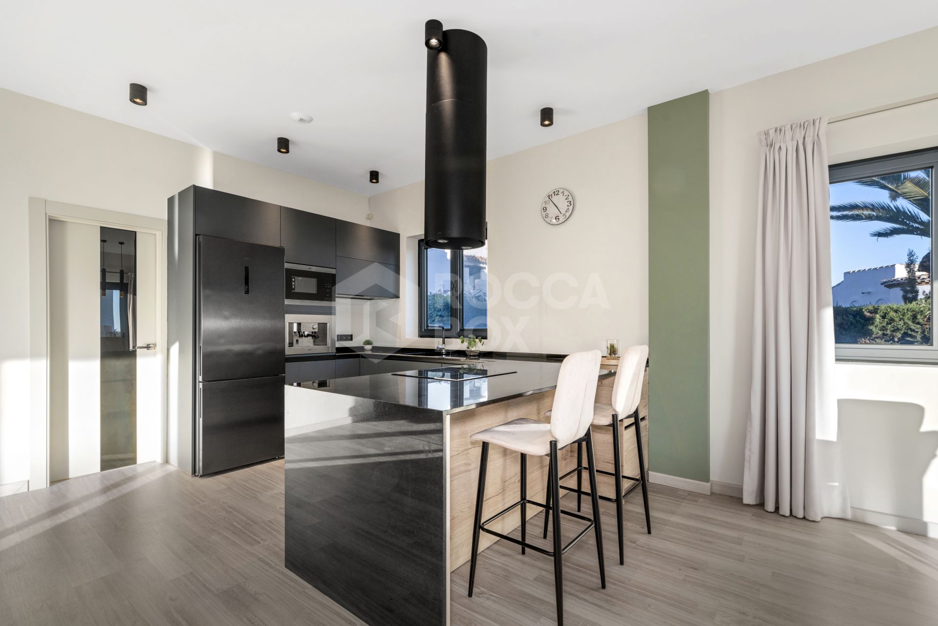 Exclusive Villa with Heated Pool and Hammam in Calahonda