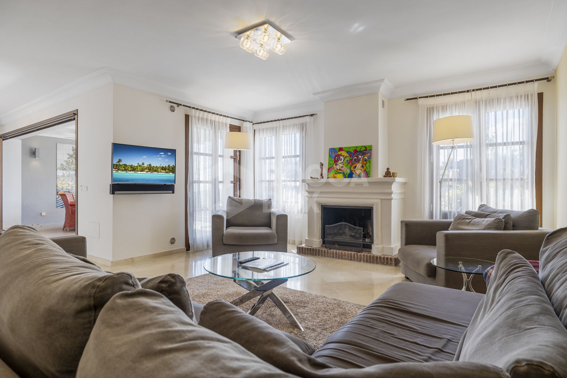 Spacious semi-detached house with pool and southwest views in Marbella premium area
