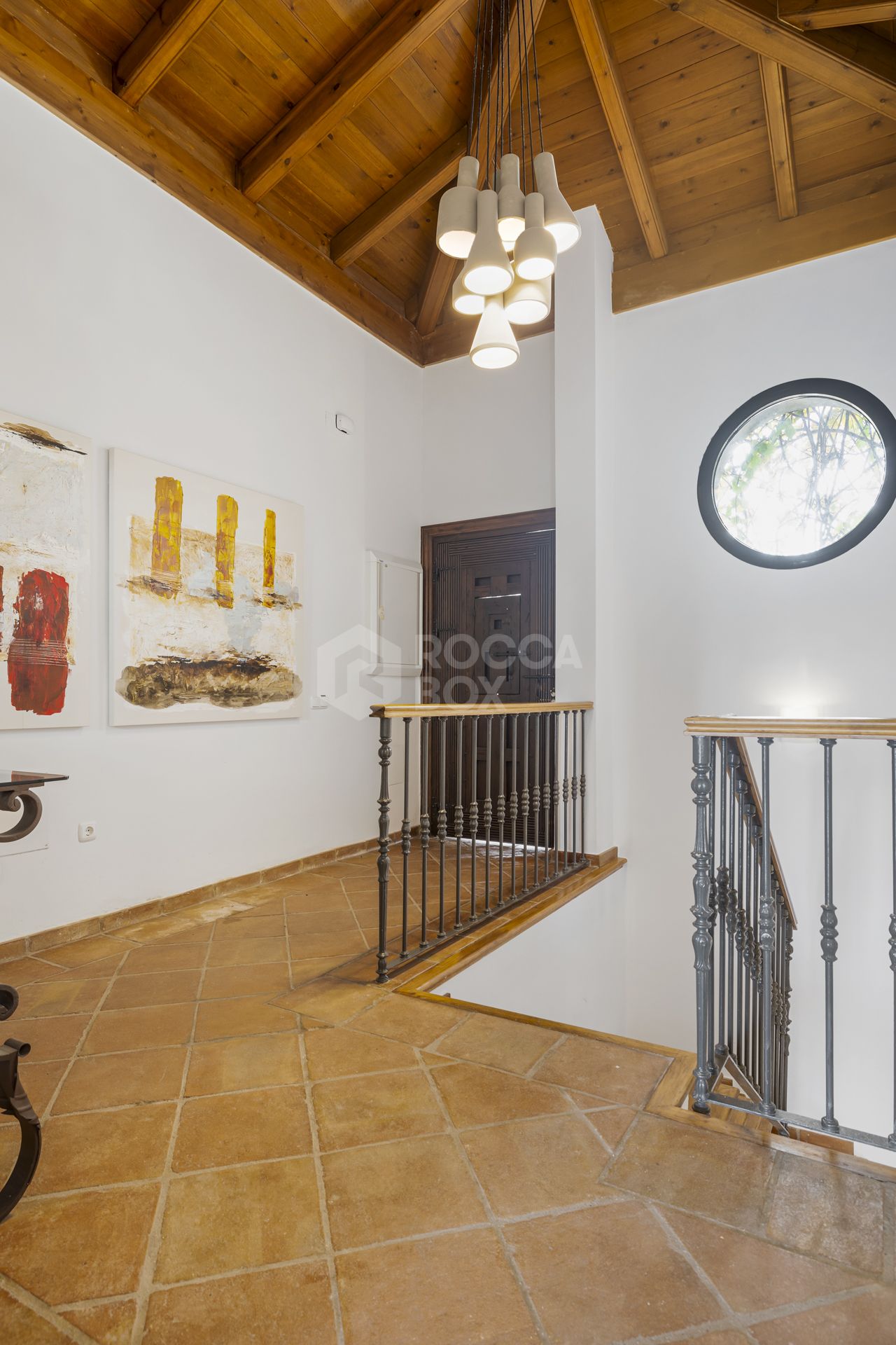 Spacious semi-detached house with pool and southwest views in Marbella premium area