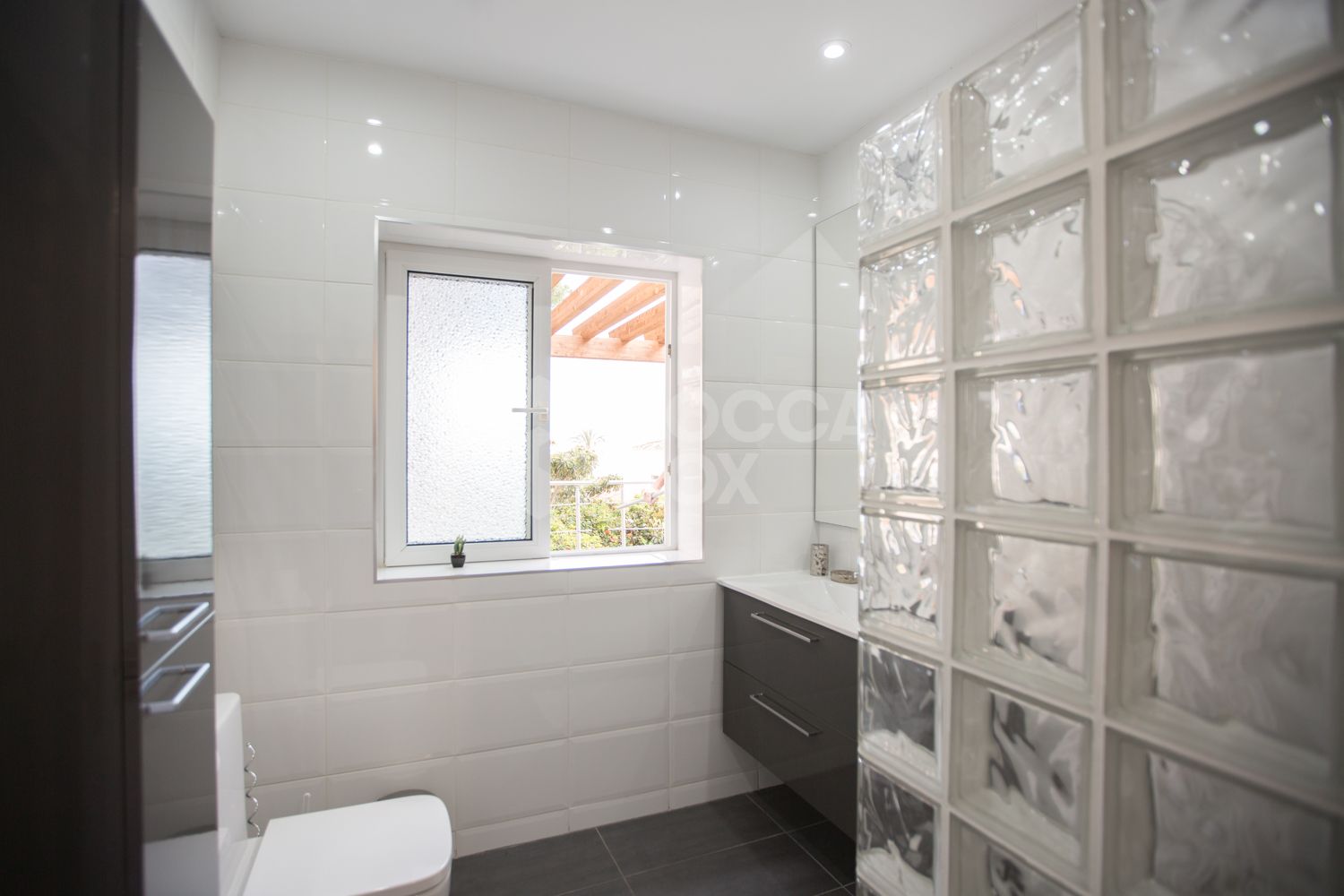 A pine and sea retreat in Las Chapas, Marbella