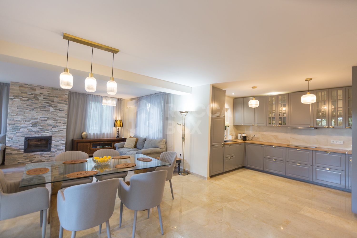 A pine and sea retreat in Las Chapas, Marbella
