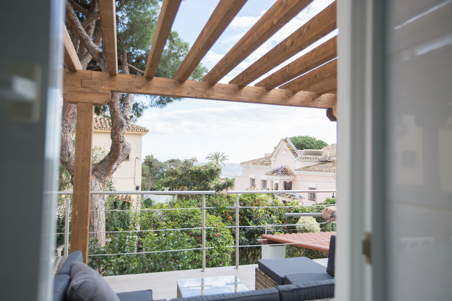 A pine and sea retreat in Las Chapas, Marbella