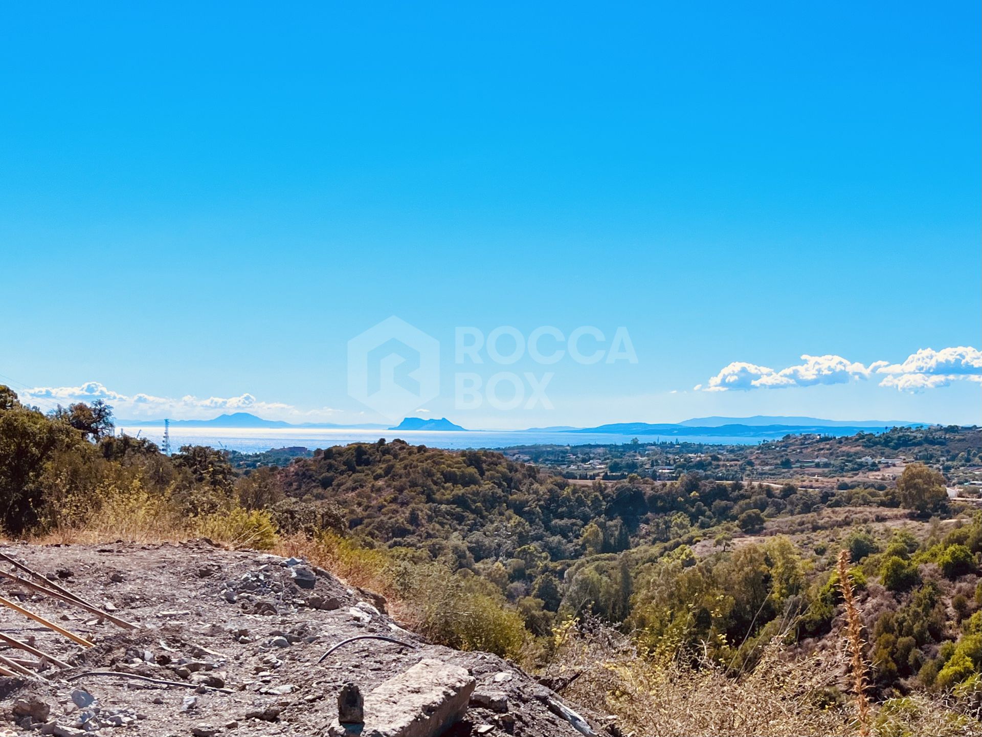 Plot for sale in Estepona Este