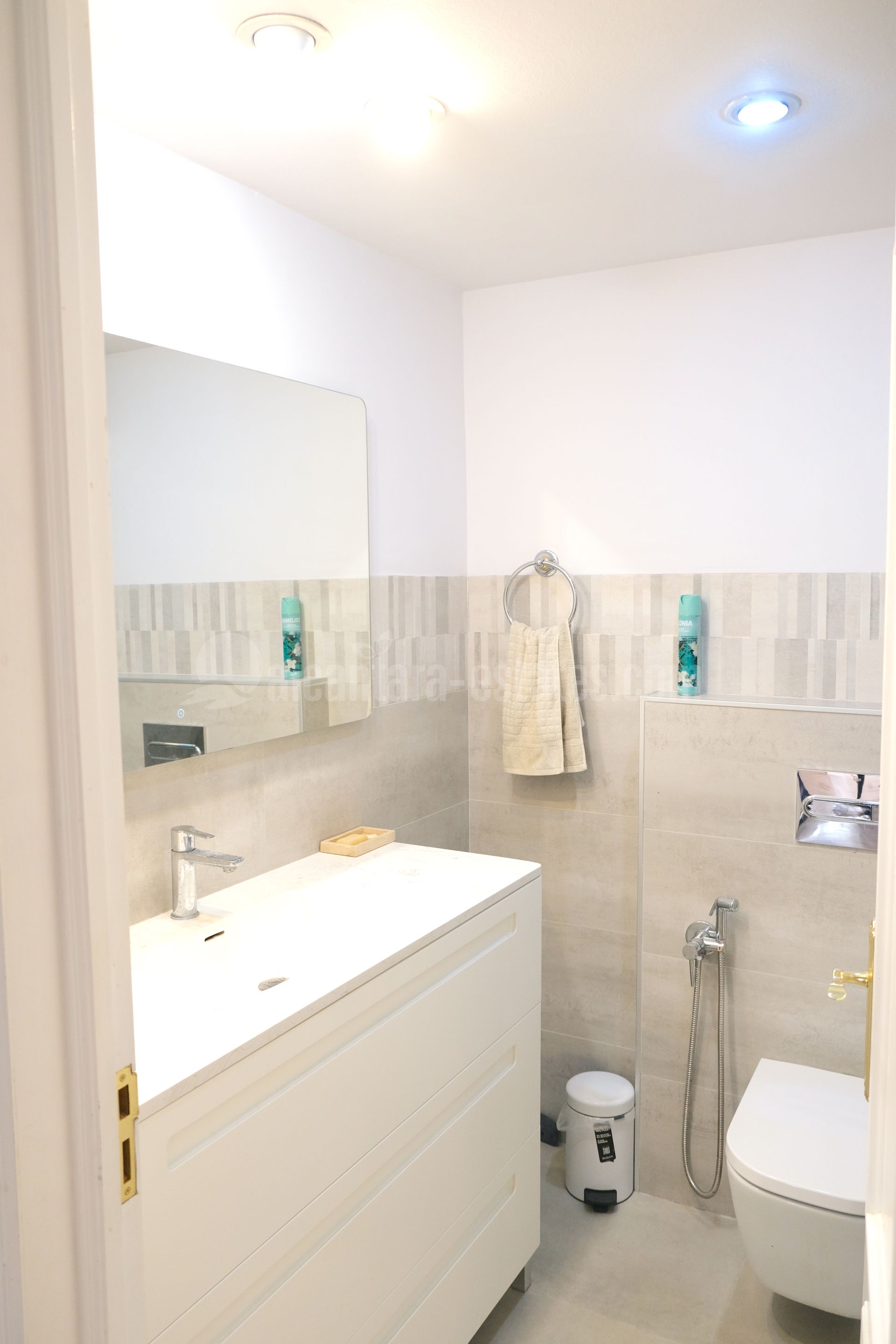 Apartamento en Playa Bajadilla - Puertos, Marbella