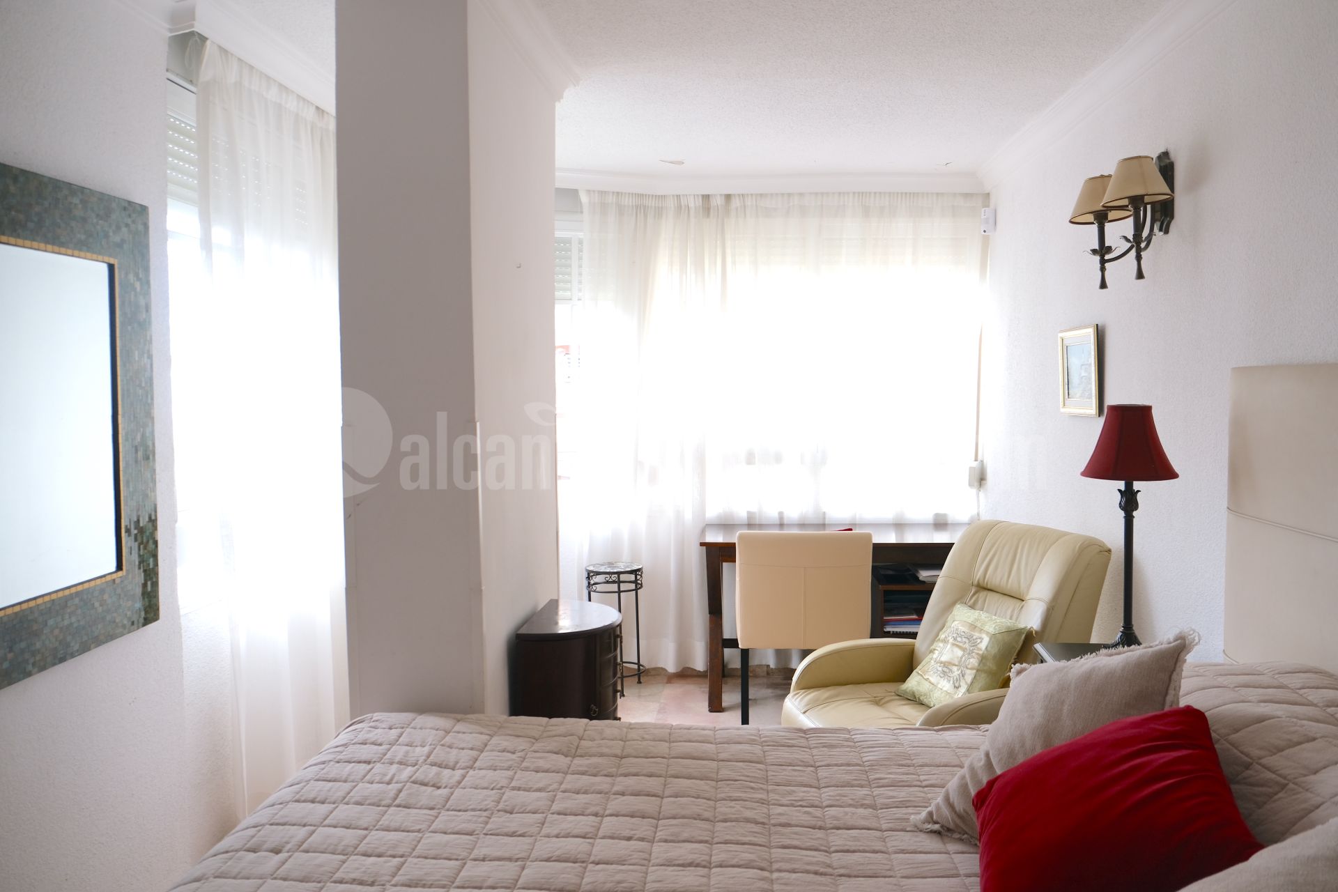 Apartamento en Playa Bajadilla - Puertos, Marbella