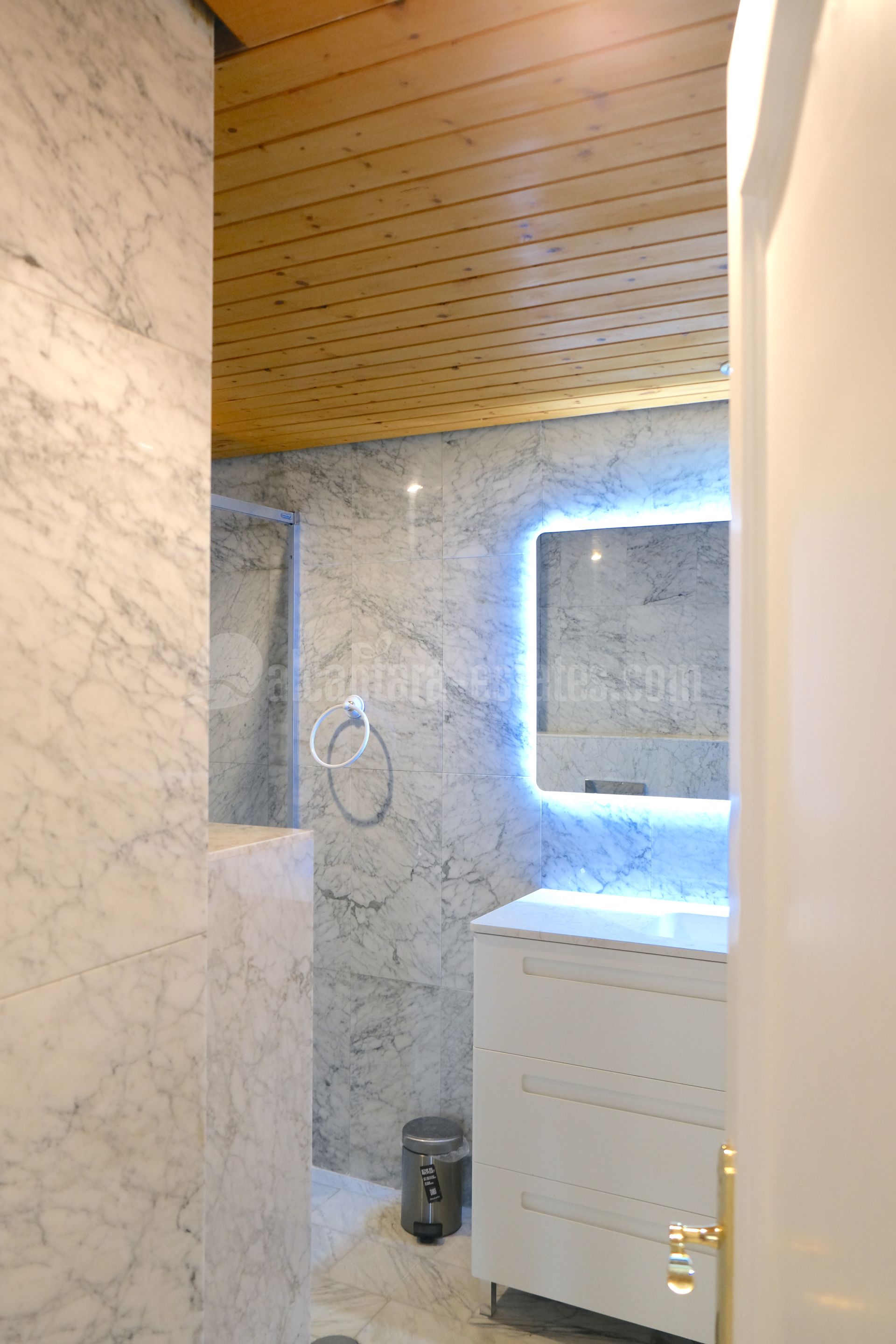 Apartamento en Playa Bajadilla - Puertos, Marbella