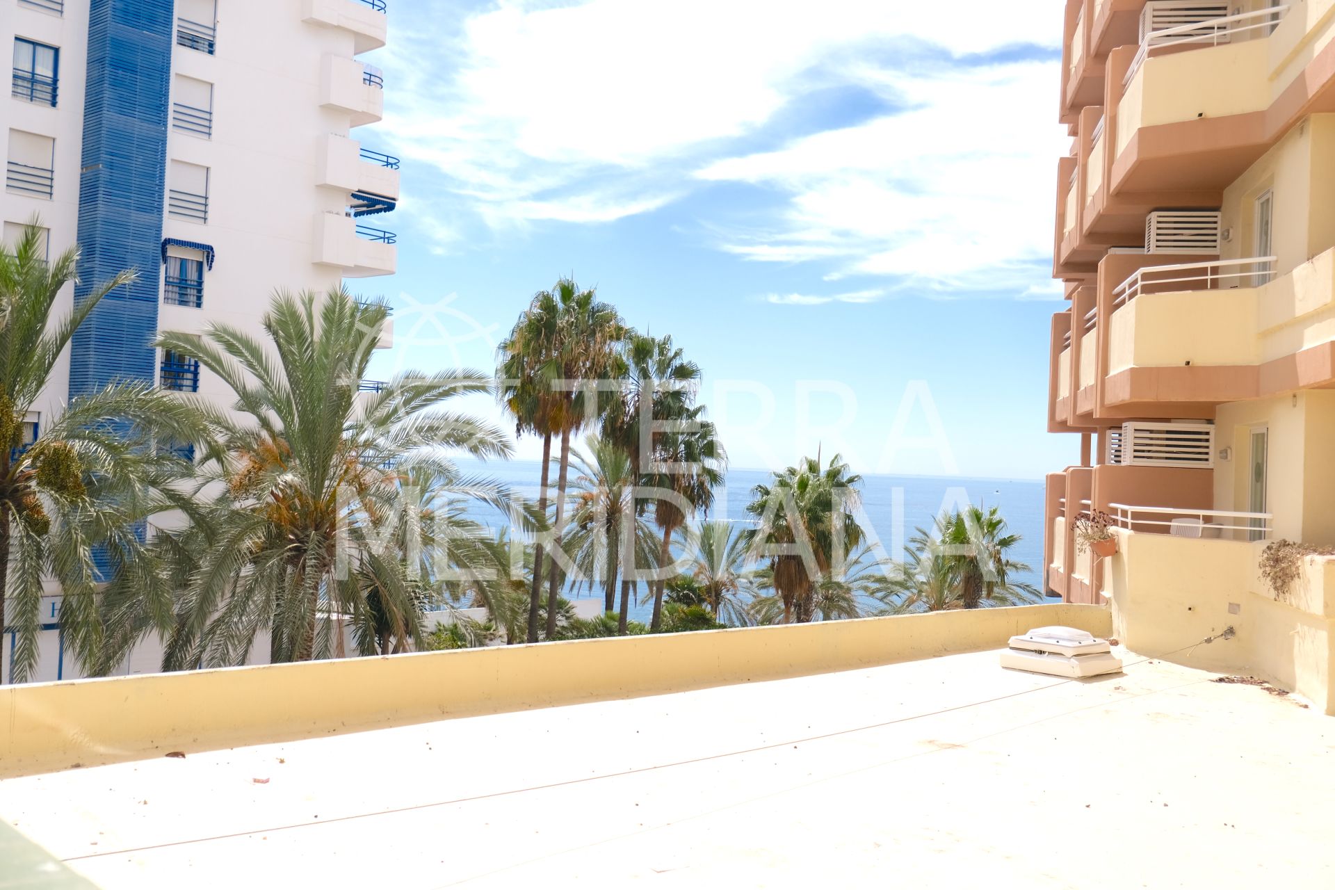 Apartment in Playa Bajadilla - Puertos, Marbella