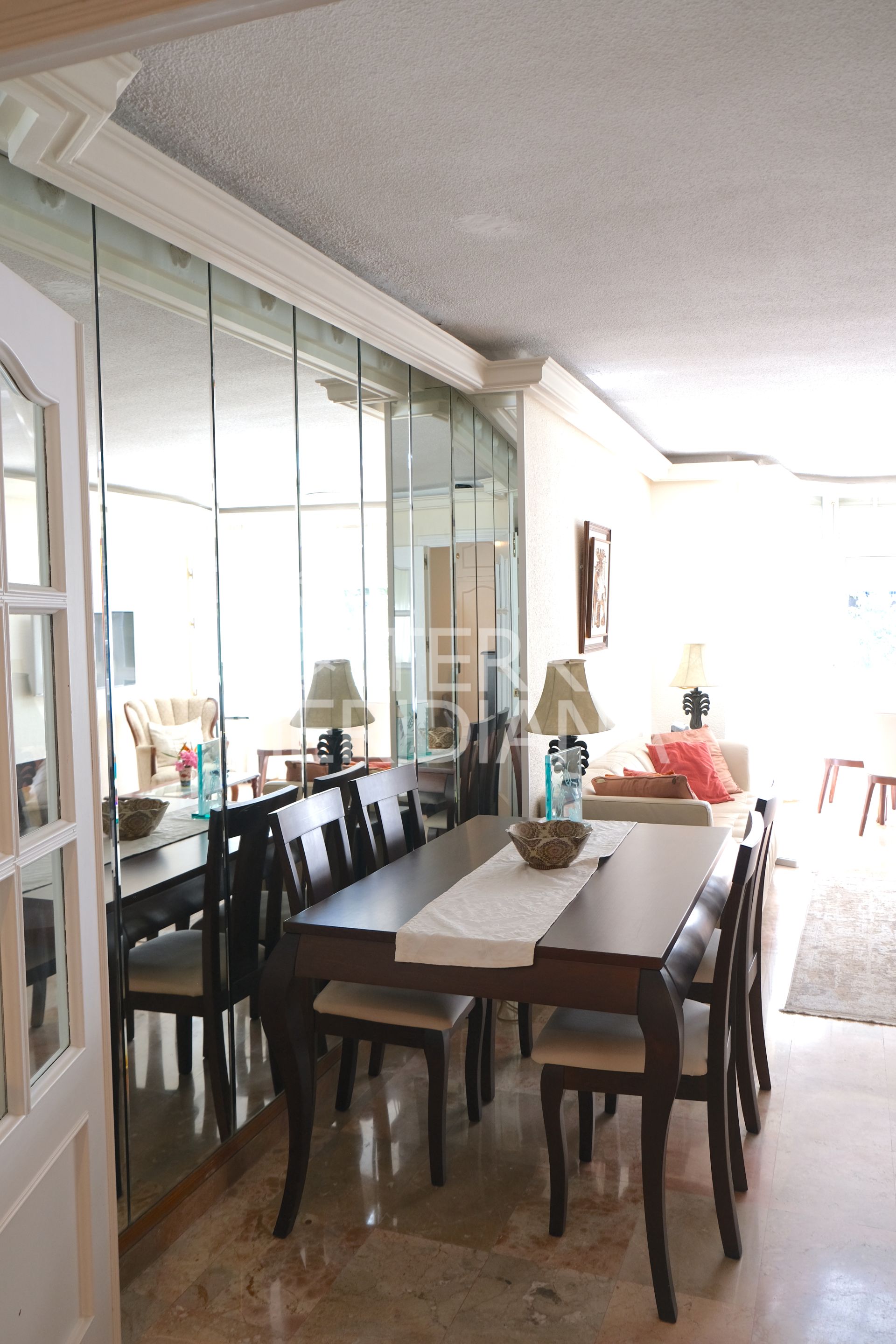 Apartment in Playa Bajadilla - Puertos, Marbella