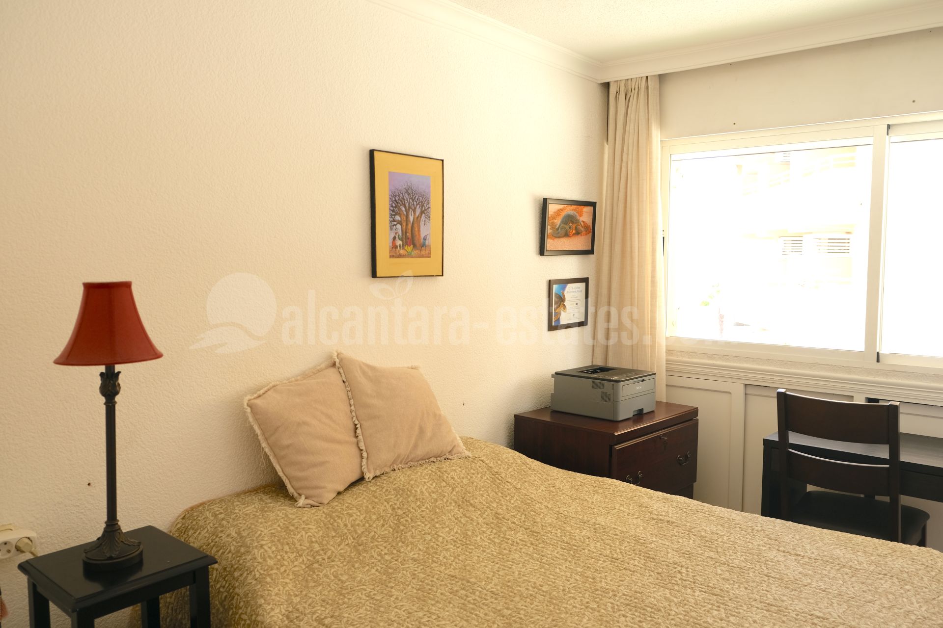 Apartamento en Playa Bajadilla - Puertos, Marbella