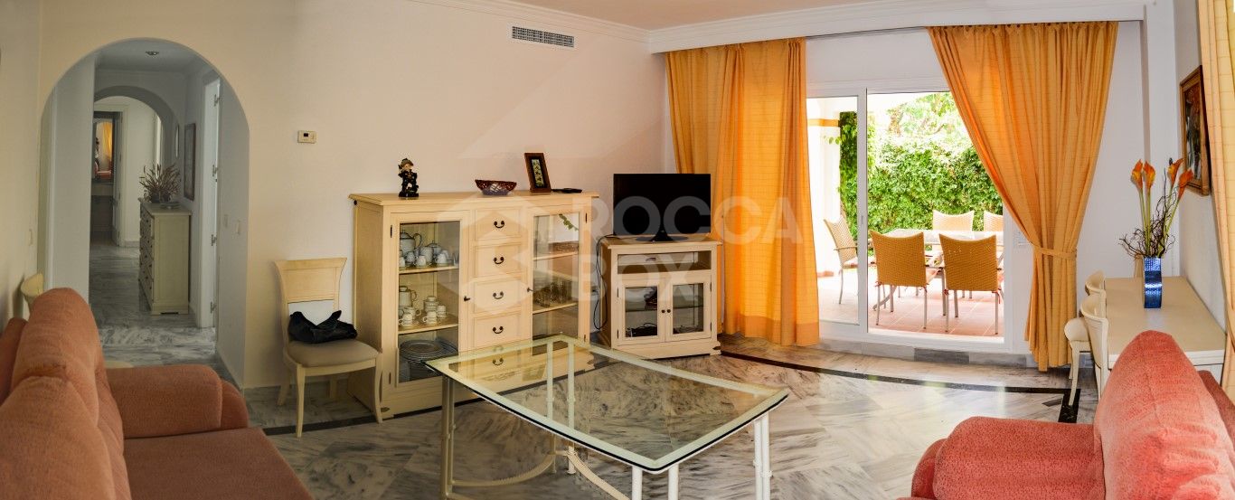 Excellent ground floor apartment in a prestigious urbanization of Puerto Banus, Costa del Sol