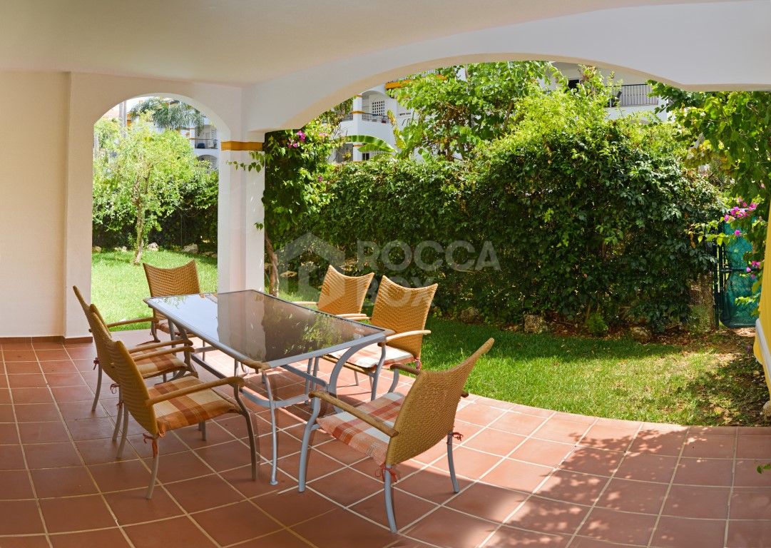 Excellent ground floor apartment in a prestigious urbanization of Puerto Banus, Costa del Sol